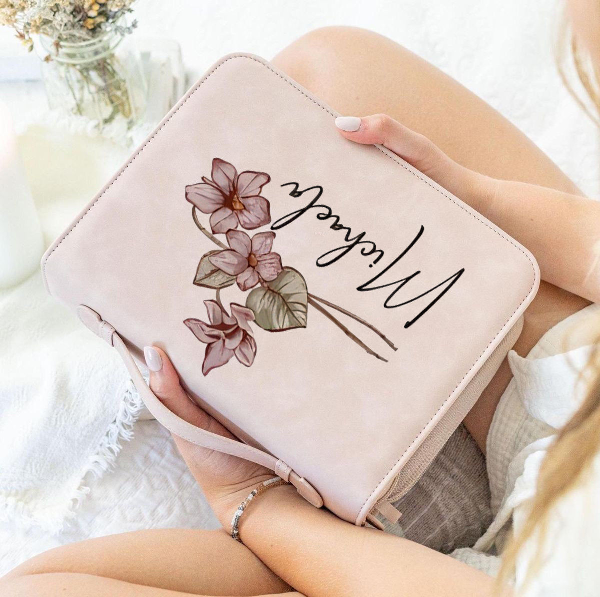 Personalized Bible Case with Birth Flower Design, Custom Name Scripture Cover, Christian Gift for Her, Floral Scripture Protector, Baptism Gift