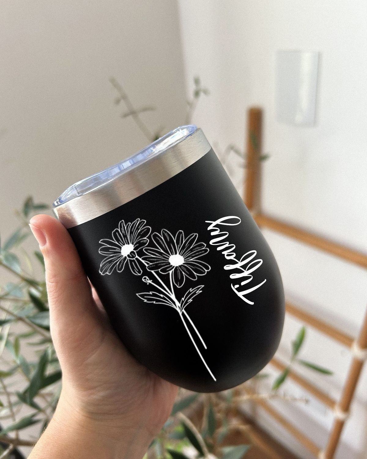 Personalized Birth Flower Edged Wine Tumbler, Custom Name, Monogrammed Stainless Steel Tumblers, Unique Gift for Her, Birth Month Flower Design