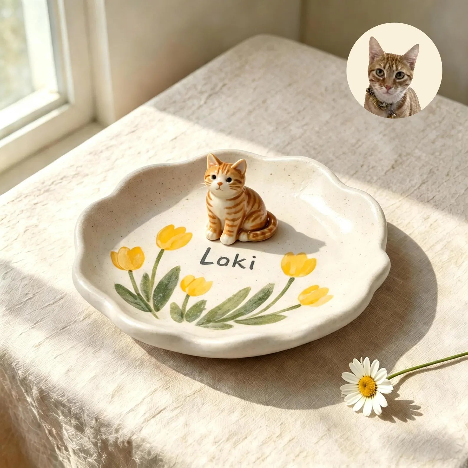 3D Sculpted Cat Figurine Ring Dish, Custom Handpainted Ceramic Jewelry Tray. CPPETAL05