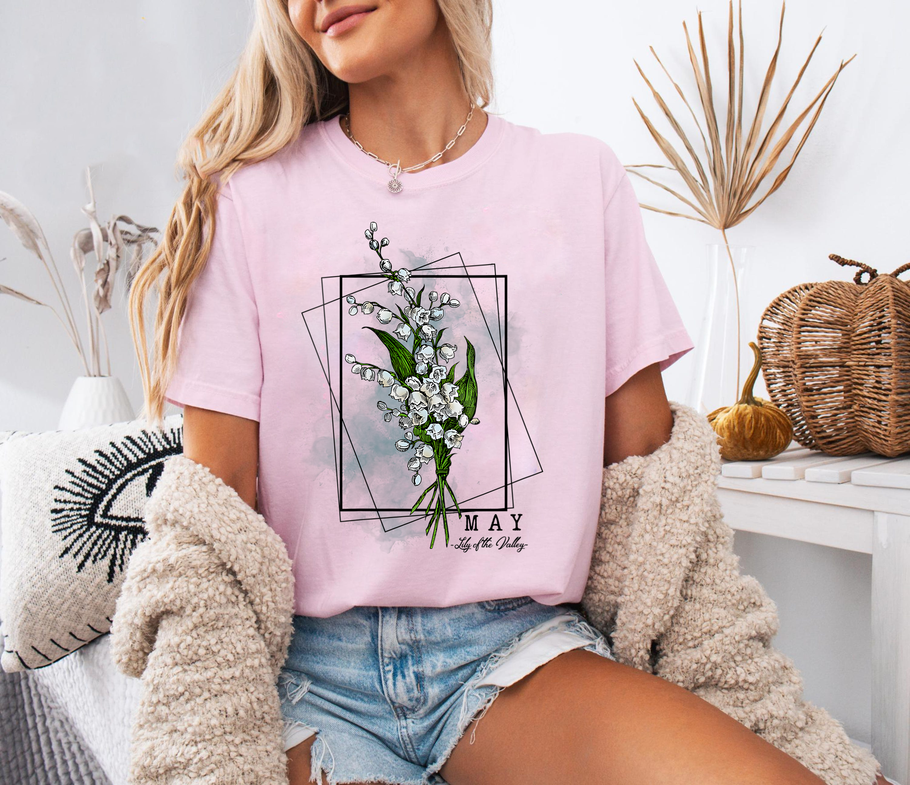 May Birth Flower Shirt, Lily of the Valley Tee, Birth Month Floral Shirt, Birthday Gift for Her, Vintage Flower Shirt