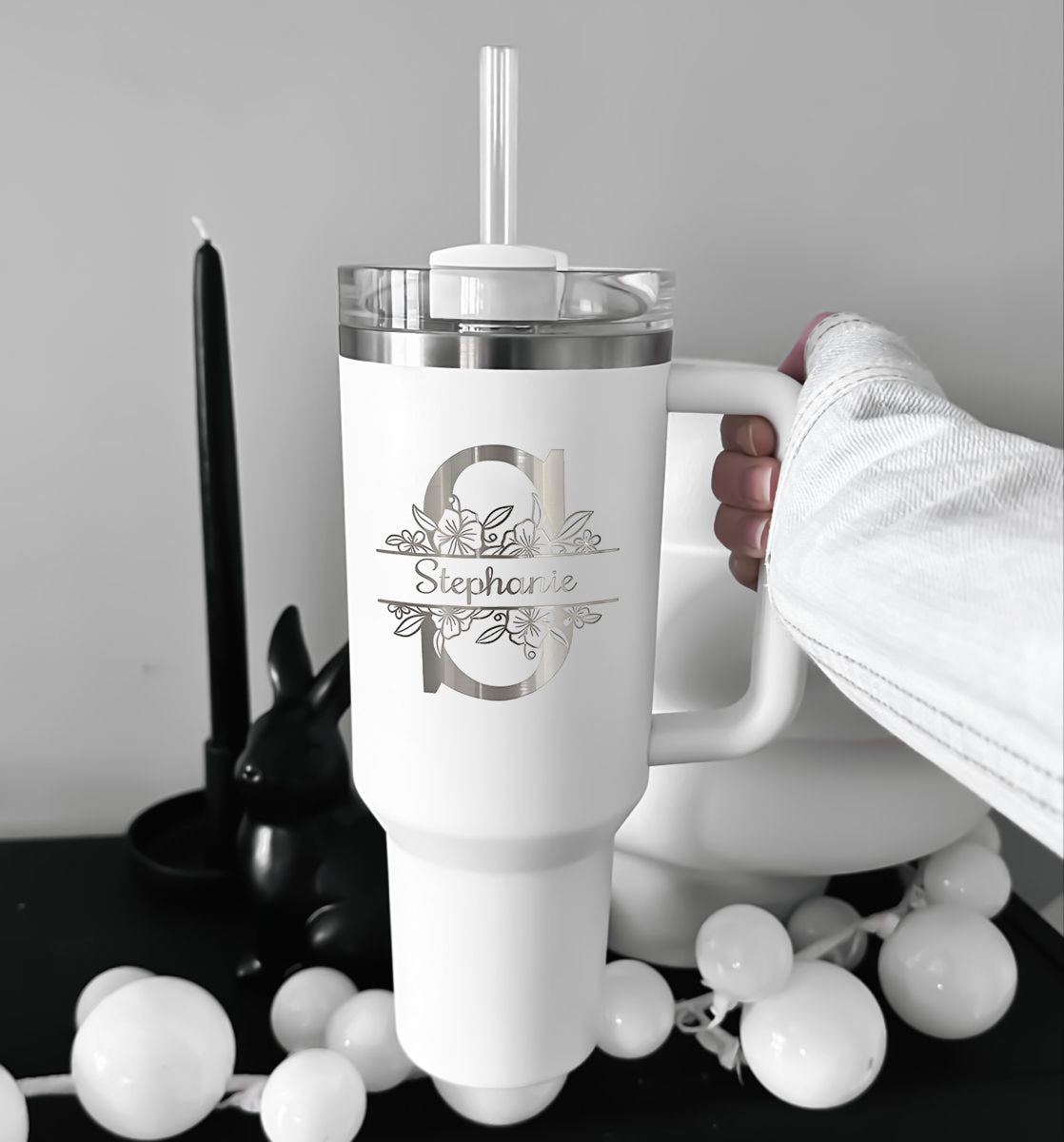 Personalized Birth Birth Flowers With Name Tumbler 40oz, Custom Stainless Steel Travel Mug with Handle and Straw, Floral Coffee Cup, Gift for Her, Mom, Bridesmaid