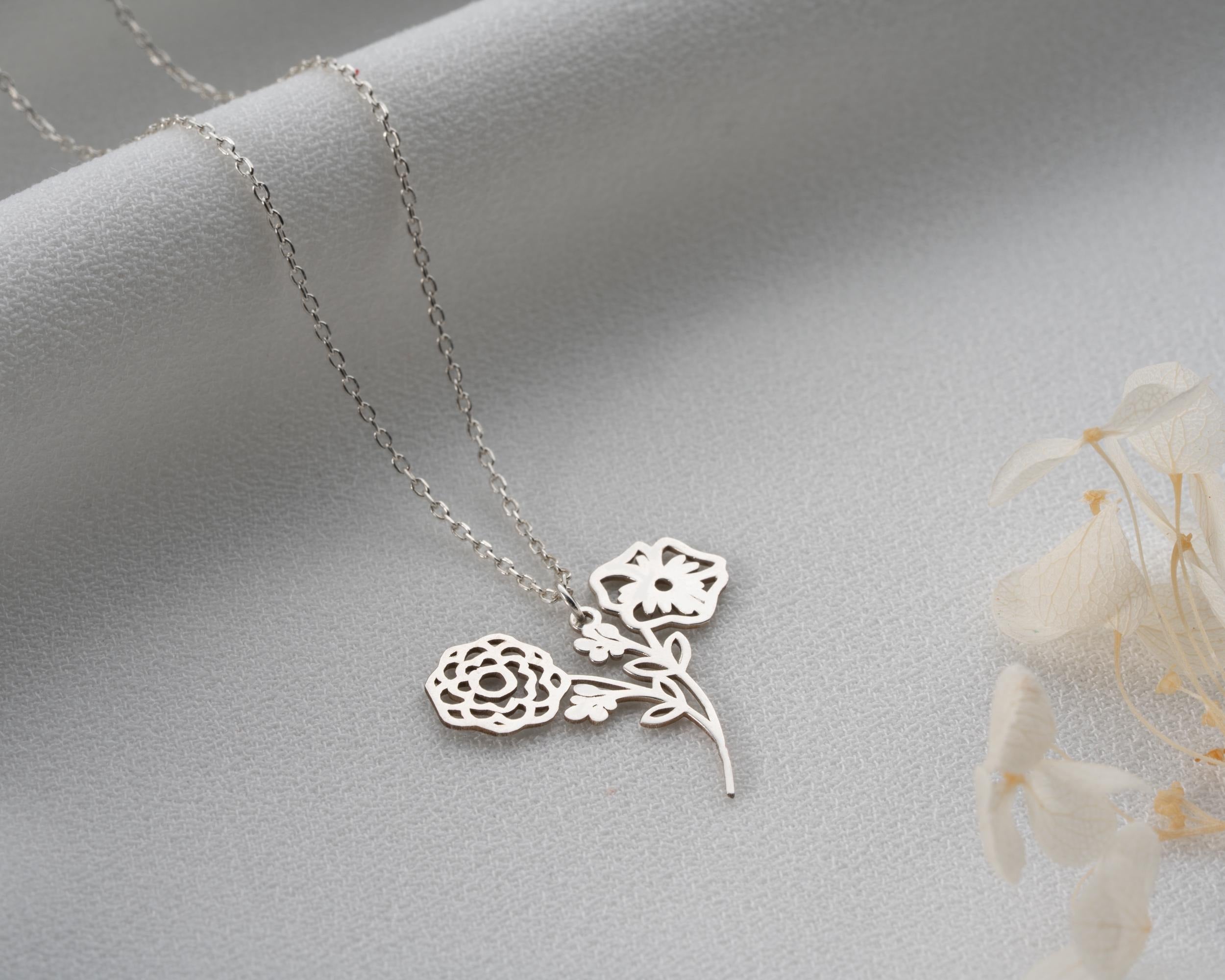 Personalized Bouquet Pendant, Multiple Birth Month Flowers, Custom Family Birth Flower Necklace, Dainty Gold Floral Jewelry, Gift for Her