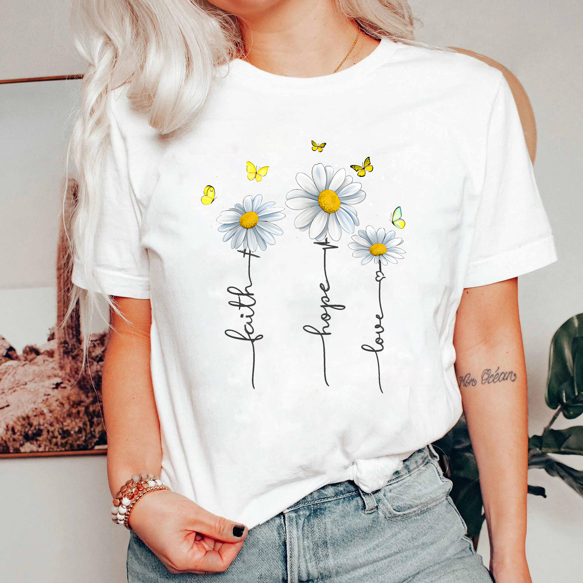 Faith Hope Love Daisy Shirt, Inspirational Christian Floral Tee, Bible Verse Flower Shirt, Positive Quote T-Shirt for Women