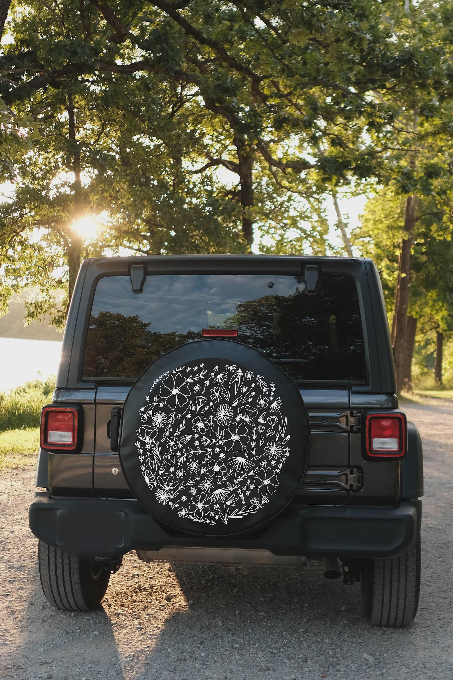 Floral Spare Tire Cover, Black and White Botanical Jeep Tire Cover, Wildflower Car Accessories, Nature Lover Off Road Vehicle Gift. TCPETAL6
