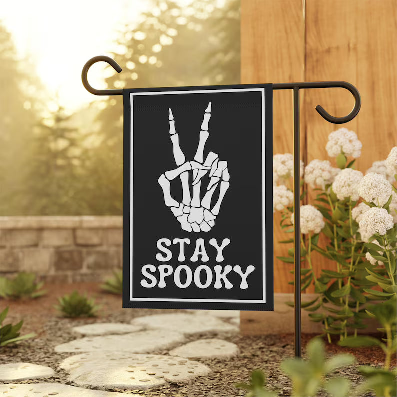 Stay Spooky Skeleton Garden Flag, Fall Garden Flag, Halloween Garden Flag, Funny Skeleton Peace Sign Home Banner, Halloween Lawn Flag, Yard. HLWGFPETAL20
