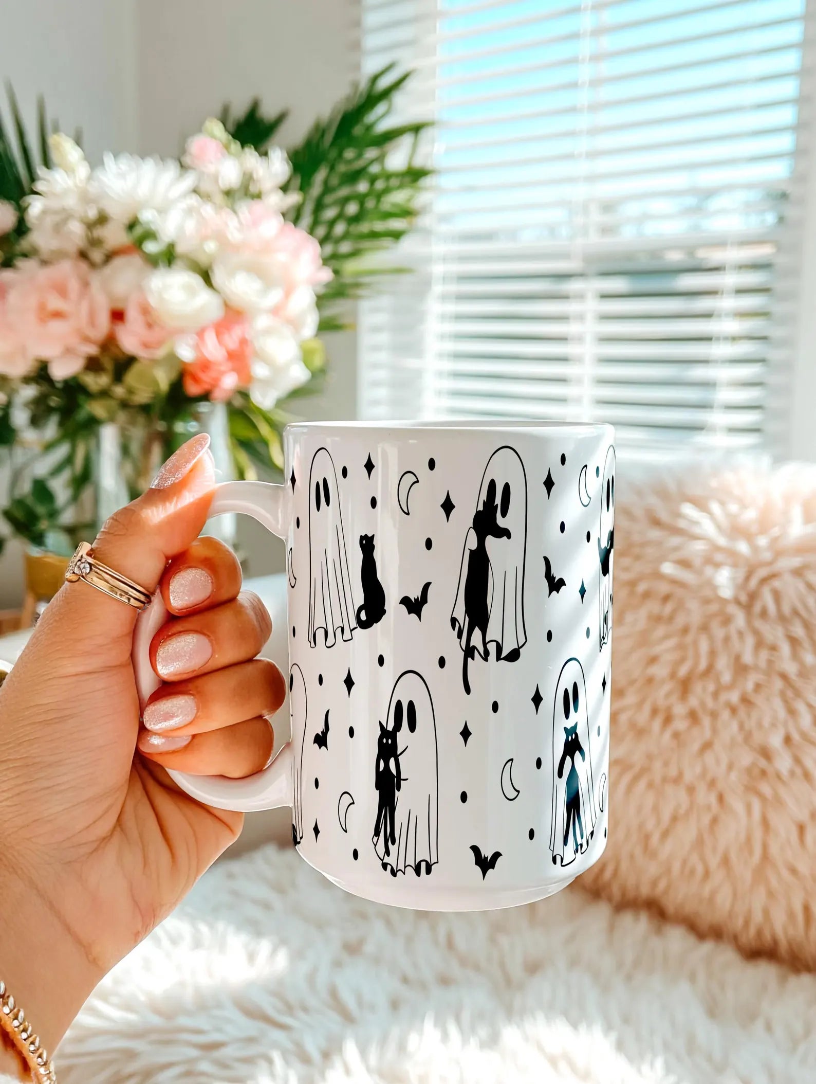 Ghost Holding Cats 15oz Ceramic Coffee Mug - Spooky Cute Halloween Cat Lover Gift - Microwave Dishwasher Safe Sip-Sip Hooray!. MPETAL8