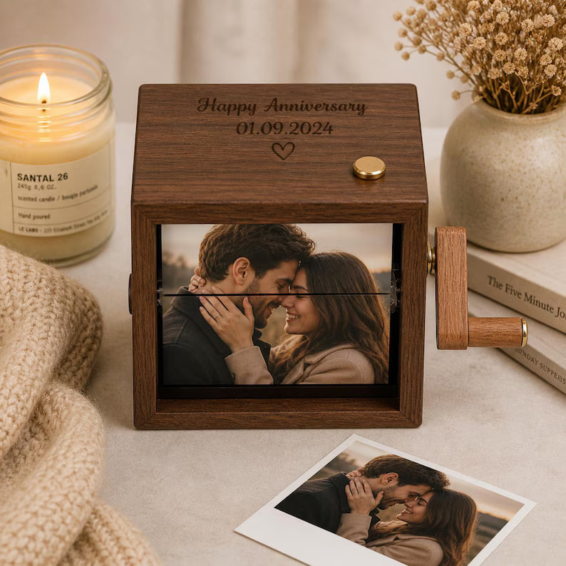 Personalized Photo Flipbook Album – Hand Cranked Photo Box with Light. PBPETAL4