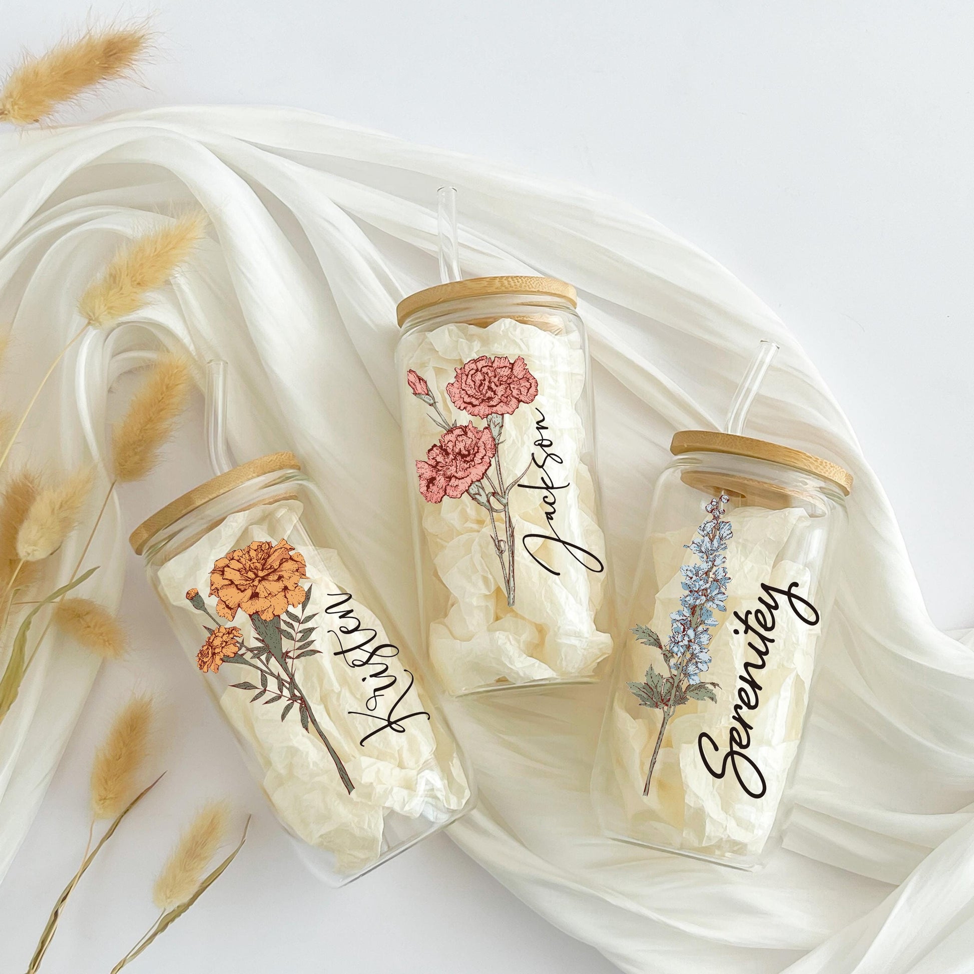 Personalized Birth Flower Tumbler With Name, Birth Flower Glass, Coffee Cup, Mothers Day, Gifts for Her , Bridesmaid Proposal, Party Favor