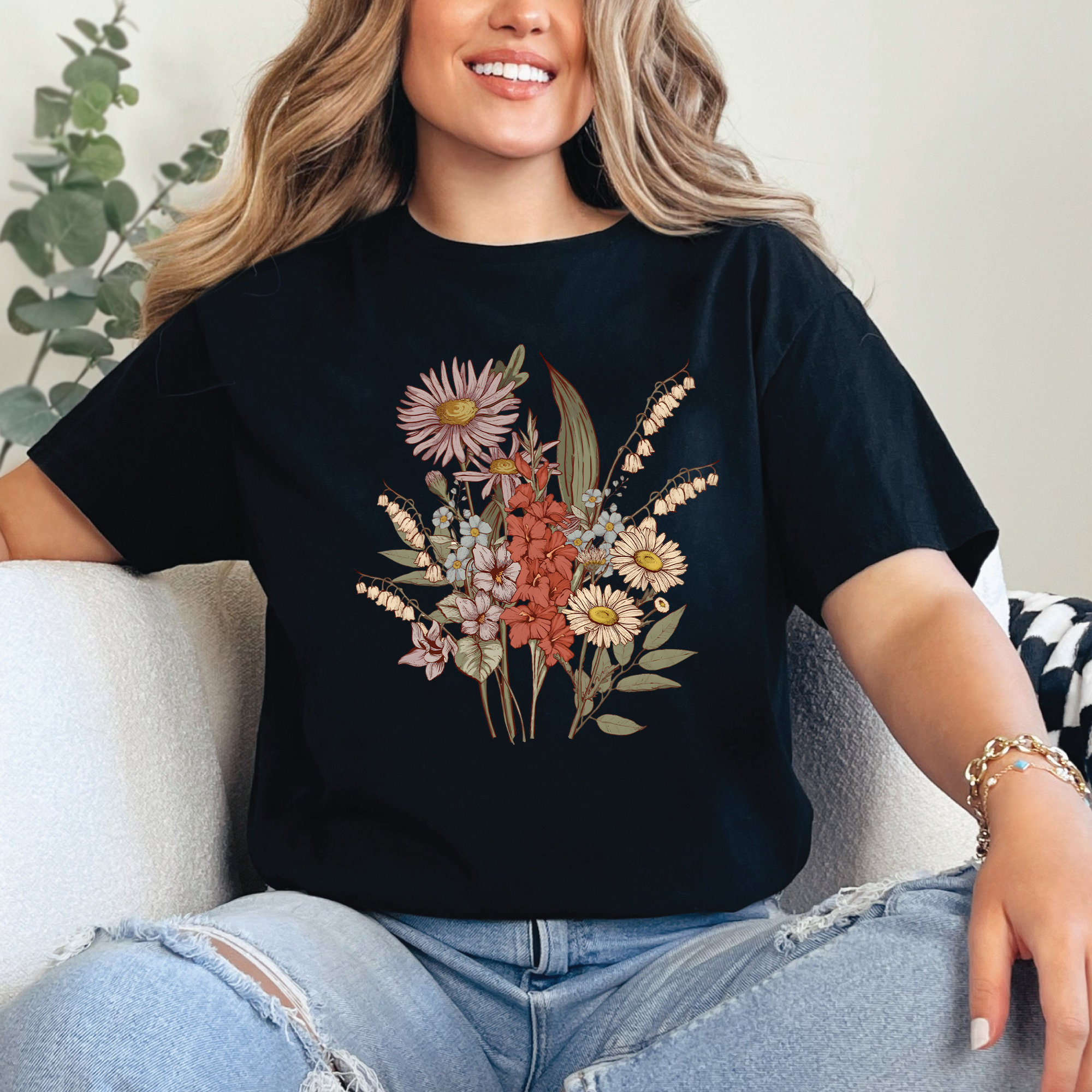 Vintage Wildflower Shirt, Botanical Floral Tee, Retro Garden Aesthetic T-Shirt, Cottagecore Nature Shirt, Fall Flower Shirt