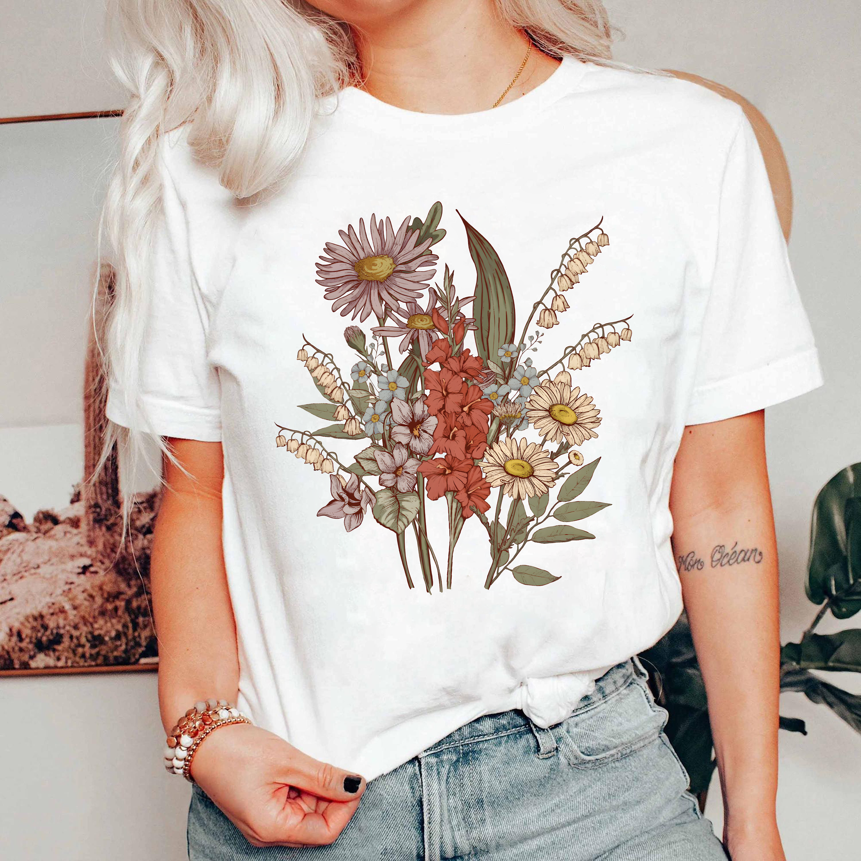Vintage Wildflower Shirt, Botanical Floral Tee, Retro Garden Aesthetic T-Shirt, Cottagecore Nature Shirt, Fall Flower Shirt
