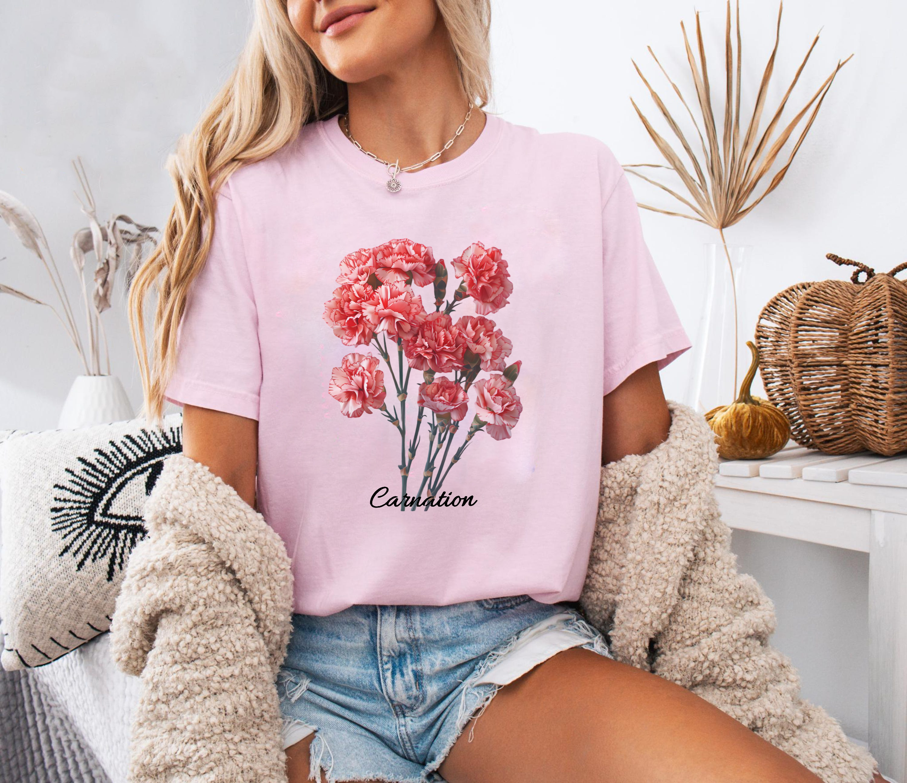 Carnation Shirt, Realistic Carnation Graphic Tee, Floral Botanical T-Shirt, Cute Flower Shirt Gift, Plant Lover Tee