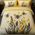 Bee Flower Quilted Bedding Set, Bee Floral Patchwork Bedspread with Pillowcases, Festive Winter Bedroom Decor, Bedding Decor PTBED54