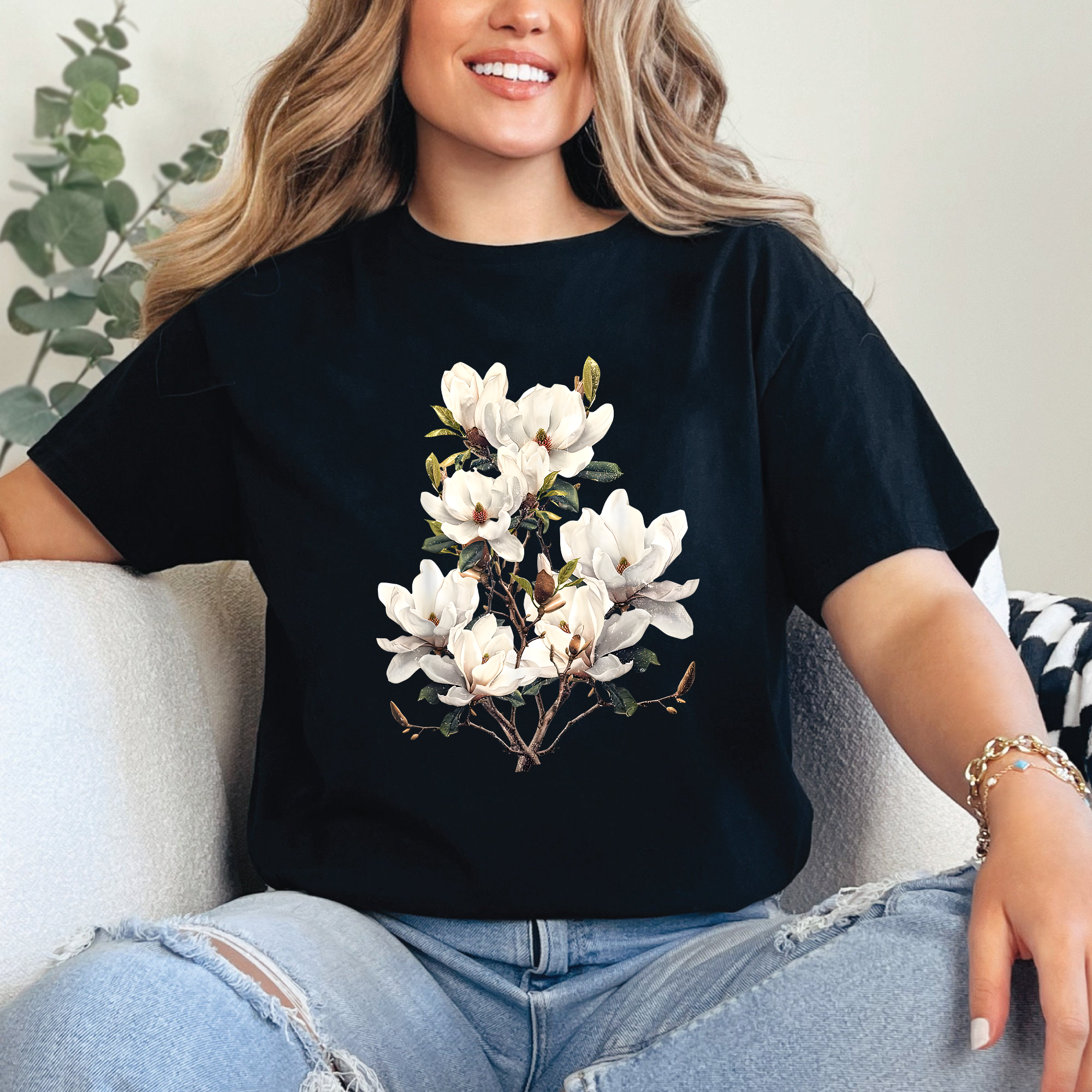 Vintage Magnolia Shirt, Botanical Flower Tee, Southern Magnolia Graphic T-Shirt, Nature Lover Top, Aesthetic Floral Shirt