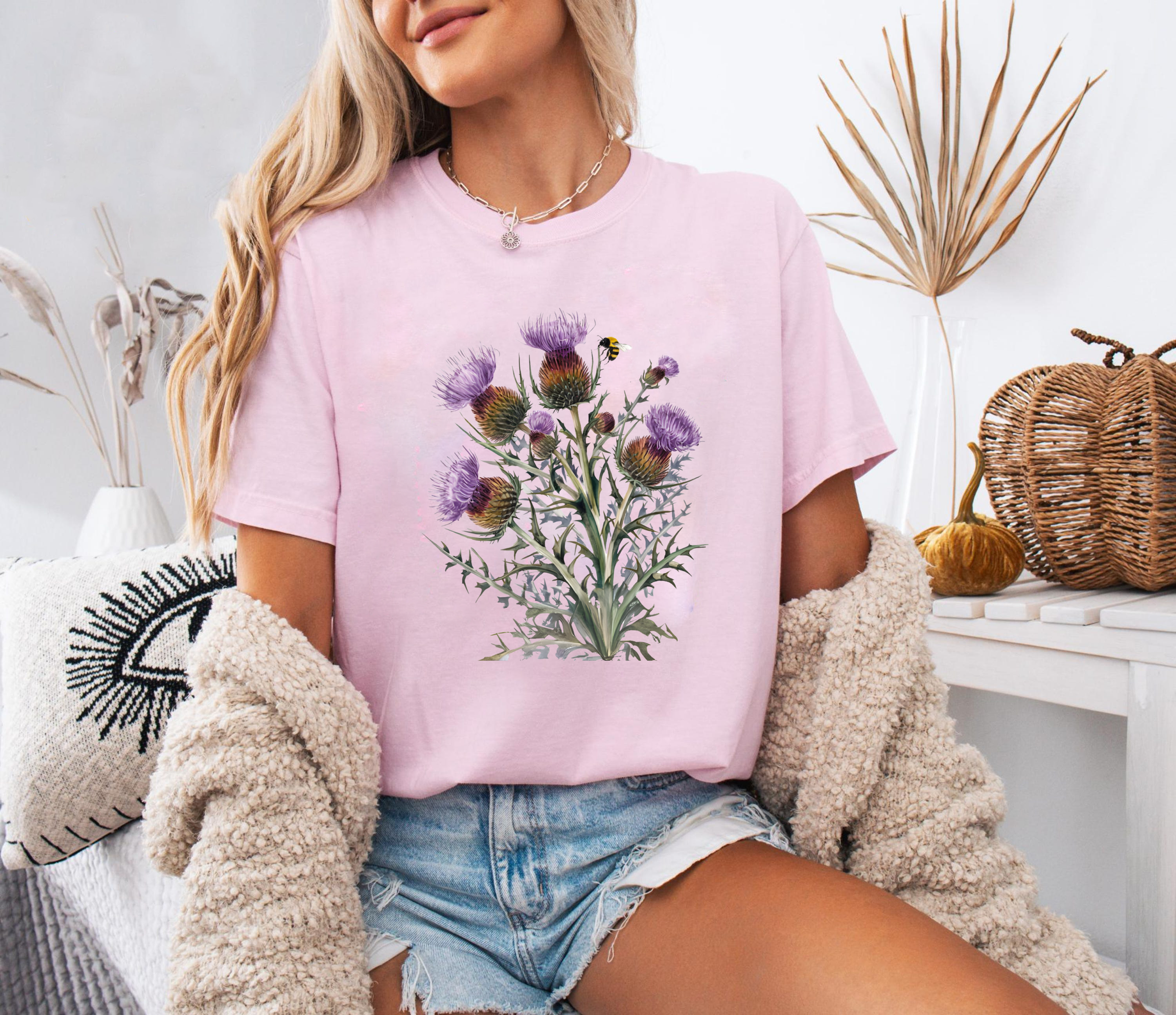 Vintage Thistle Shirt, Botanical Wildflower Tee, Scottish Flower Graphic T-Shirt, Retro Nature Top, Aesthetic Floral Shirt