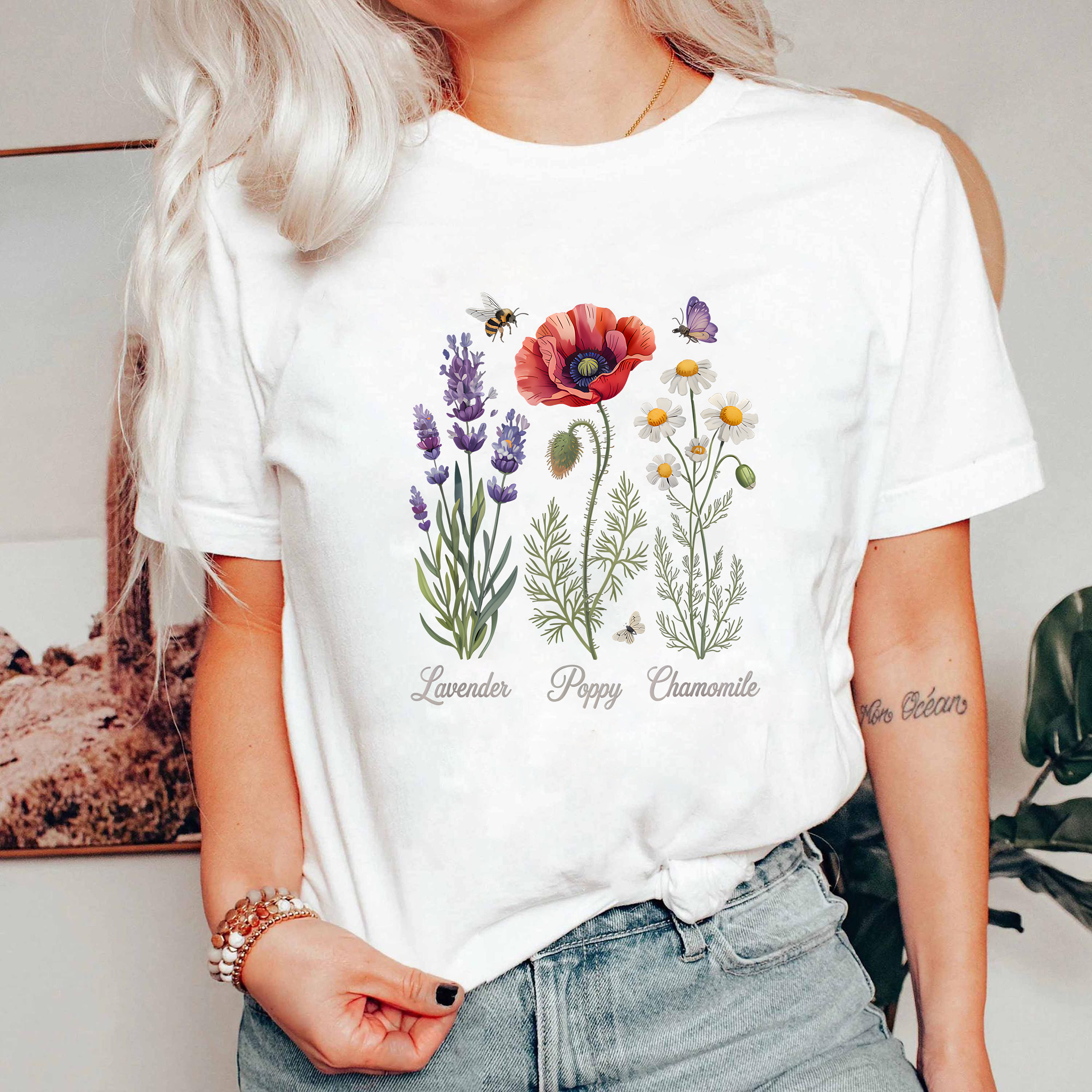 Vintage Lavender Shirt, Botanical Herb Tee, Purple Flower Graphic T-Shirt, Cottagecore Aesthetic Top, Retro Floral Shirt