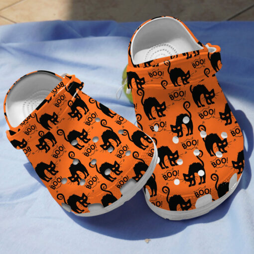 Halloween Black Cat Clogs – Cute Orange Boo Pattern Slip-On Shoes for Spooky Season, Fall Parties & Halloween Gifts. CLPETAL12