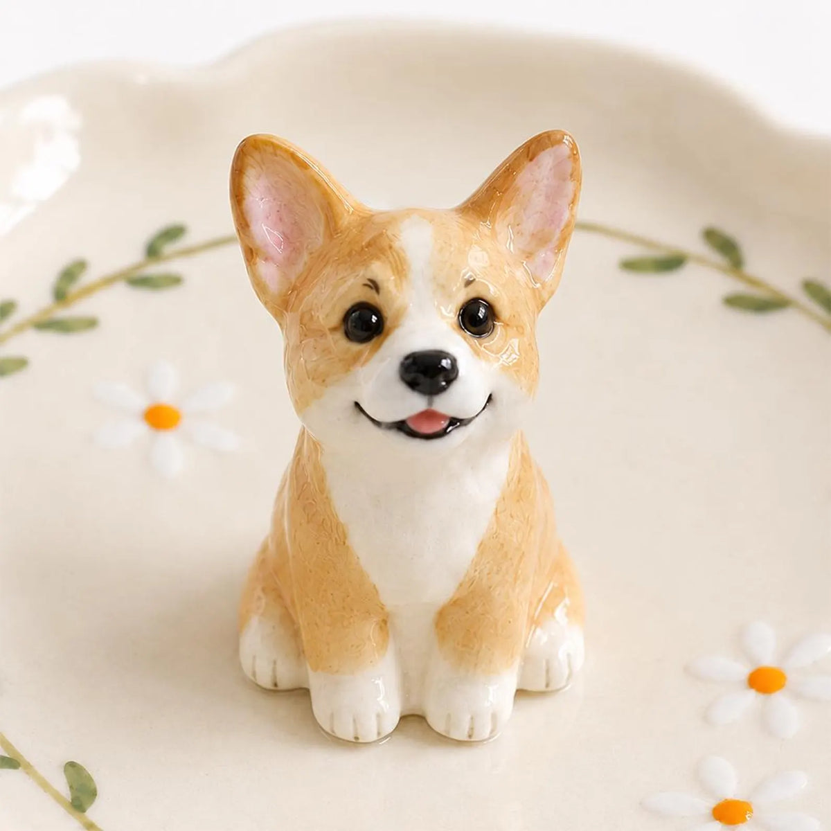 Personalized Pet Ring Dish: Custom Cat or Dog Figurine, Ceramic Jewelry Holder with Name. CPPETAL03