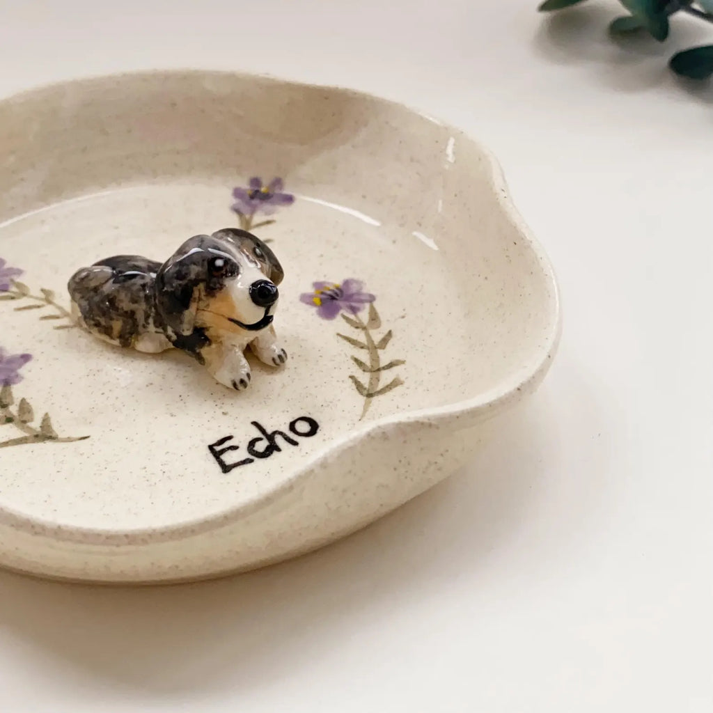 Custom Pet Jewelry Dish/Personalized Dog Cat Ceramic Ring Tray with Sculpted Figurine/Handmade Trinket Dish Gift for Pet Lovers/Pet Dish. CPPETAL04