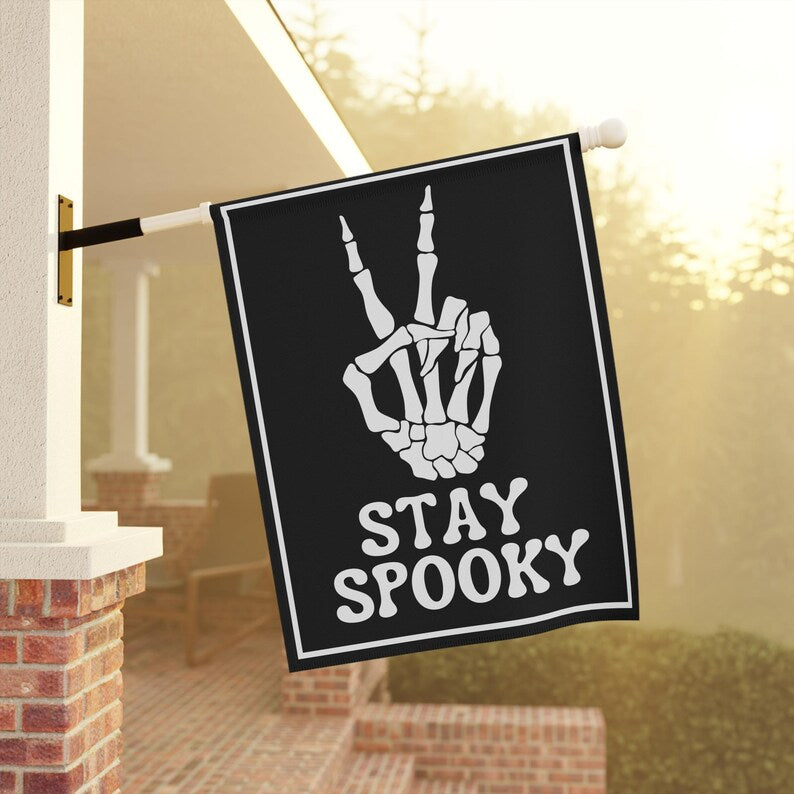 Stay Spooky Skeleton Garden Flag, Fall Garden Flag, Halloween Garden Flag, Funny Skeleton Peace Sign Home Banner, Halloween Lawn Flag, Yard. HLWGFPETAL20