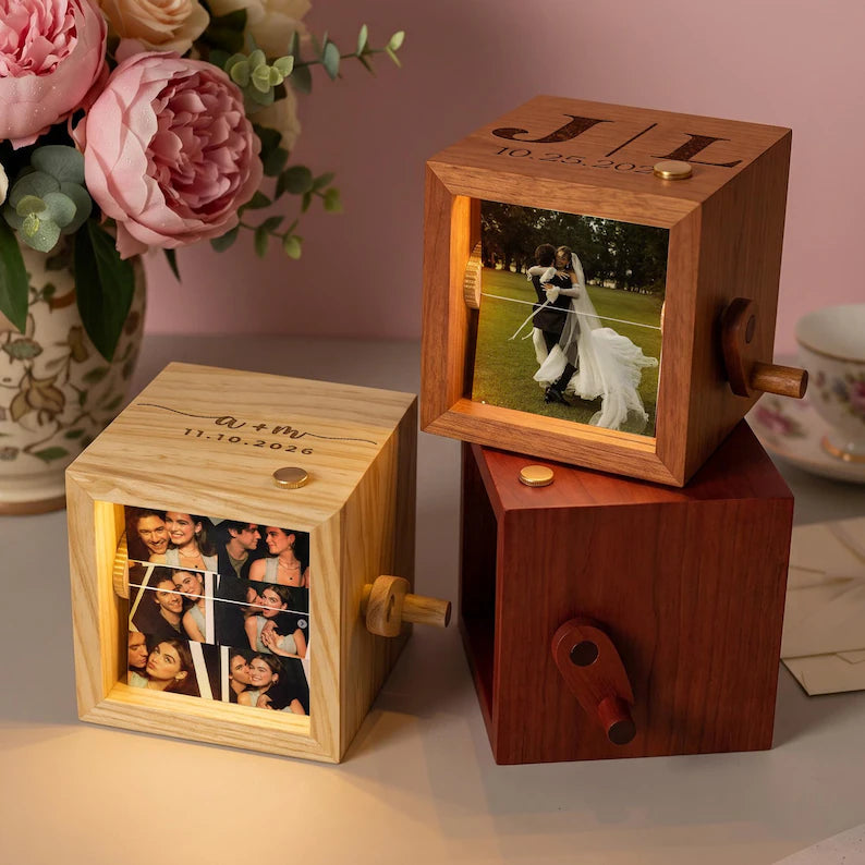 Custom Photo Flipbook Frame, Wooden Photo Flipbook Animation Box with Light, Crank Picture Viewer, Wedding Memorial Gift, Anniversary Gift. PBPETAL2