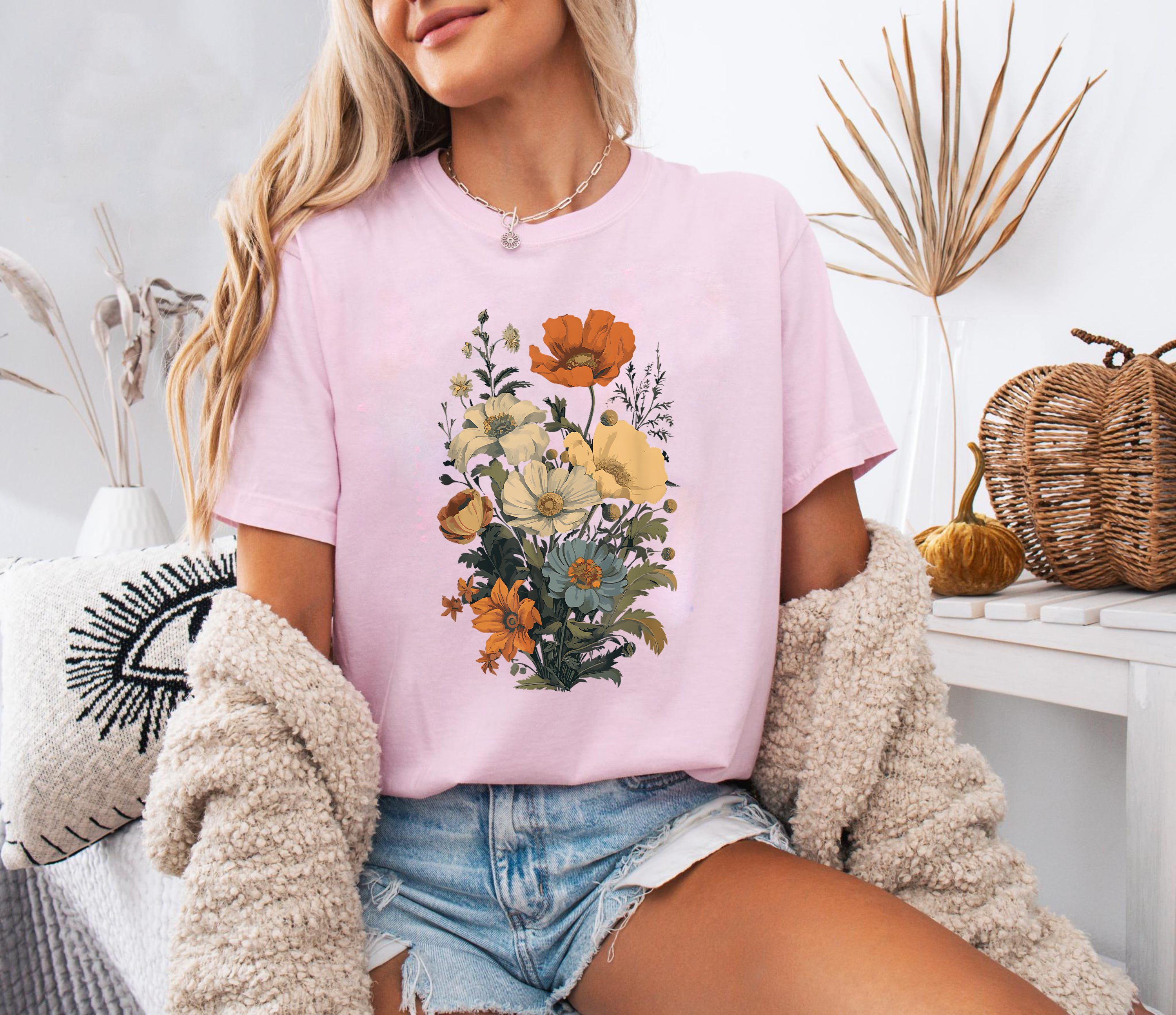 Vintage Wildflower Shirt, Retro Botanical Graphic Tee, Floral Aesthetic Shirt, Cottagecore Shirt, Nature Lover Gift