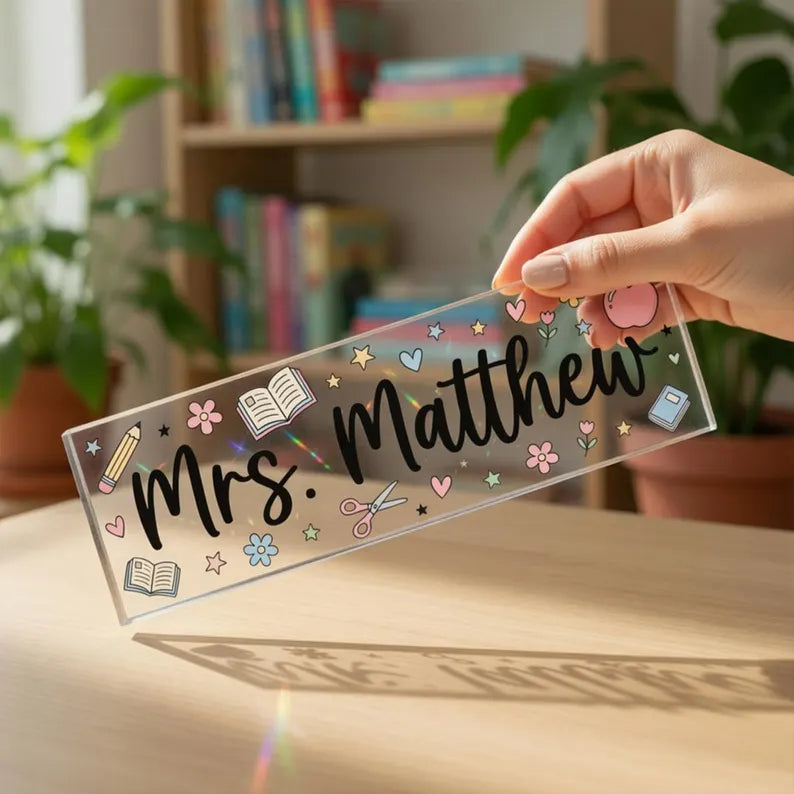 Custom Desk Name Plate, Teacher Gift for Back To School, Name Plate for Desk Gift For Teacher, Personalized Teacher Gifts, End of Year Gift. DNPETAL01