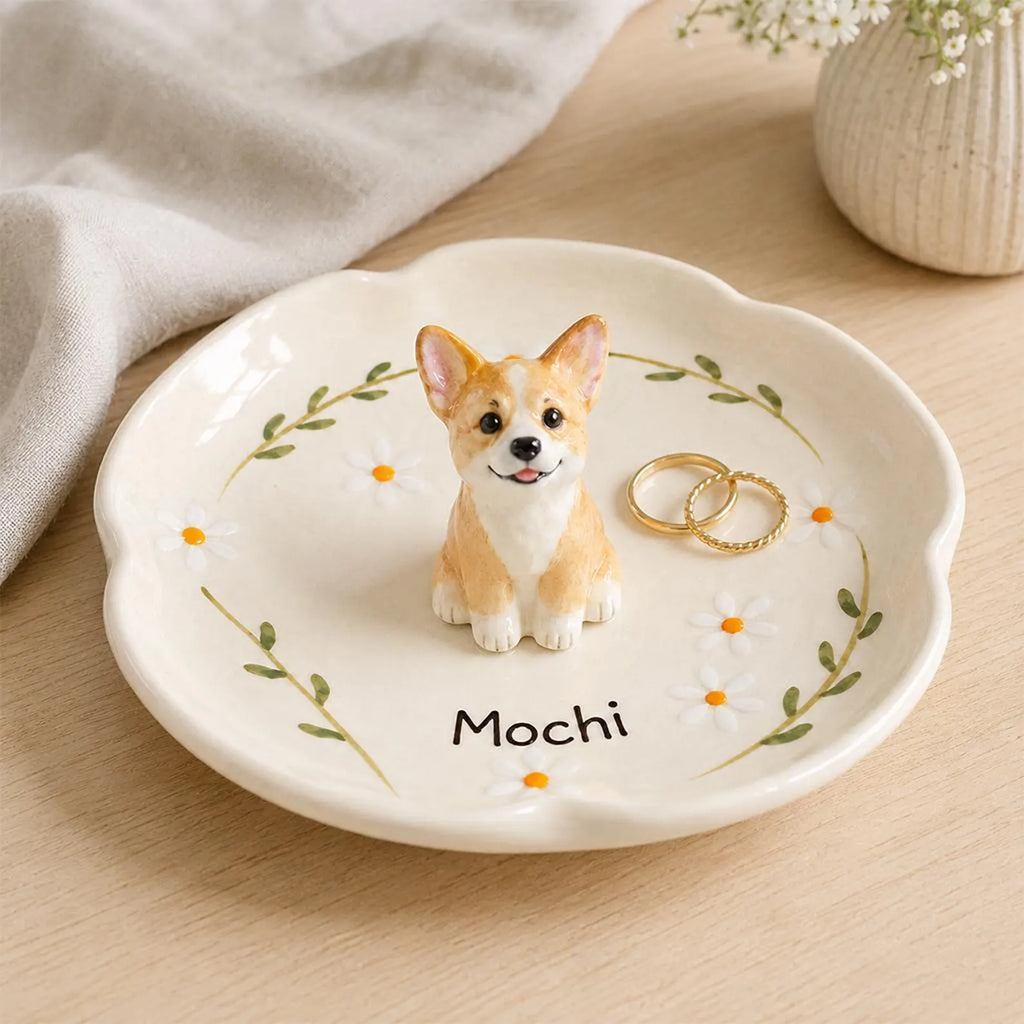 Personalized Pet Ring Dish: Custom Cat or Dog Figurine, Ceramic Jewelry Holder with Name. CPPETAL03