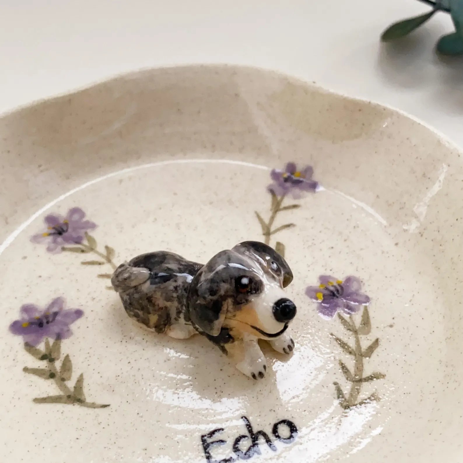 Custom Pet Jewelry Dish/Personalized Dog Cat Ceramic Ring Tray with Sculpted Figurine/Handmade Trinket Dish Gift for Pet Lovers/Pet Dish. CPPETAL04