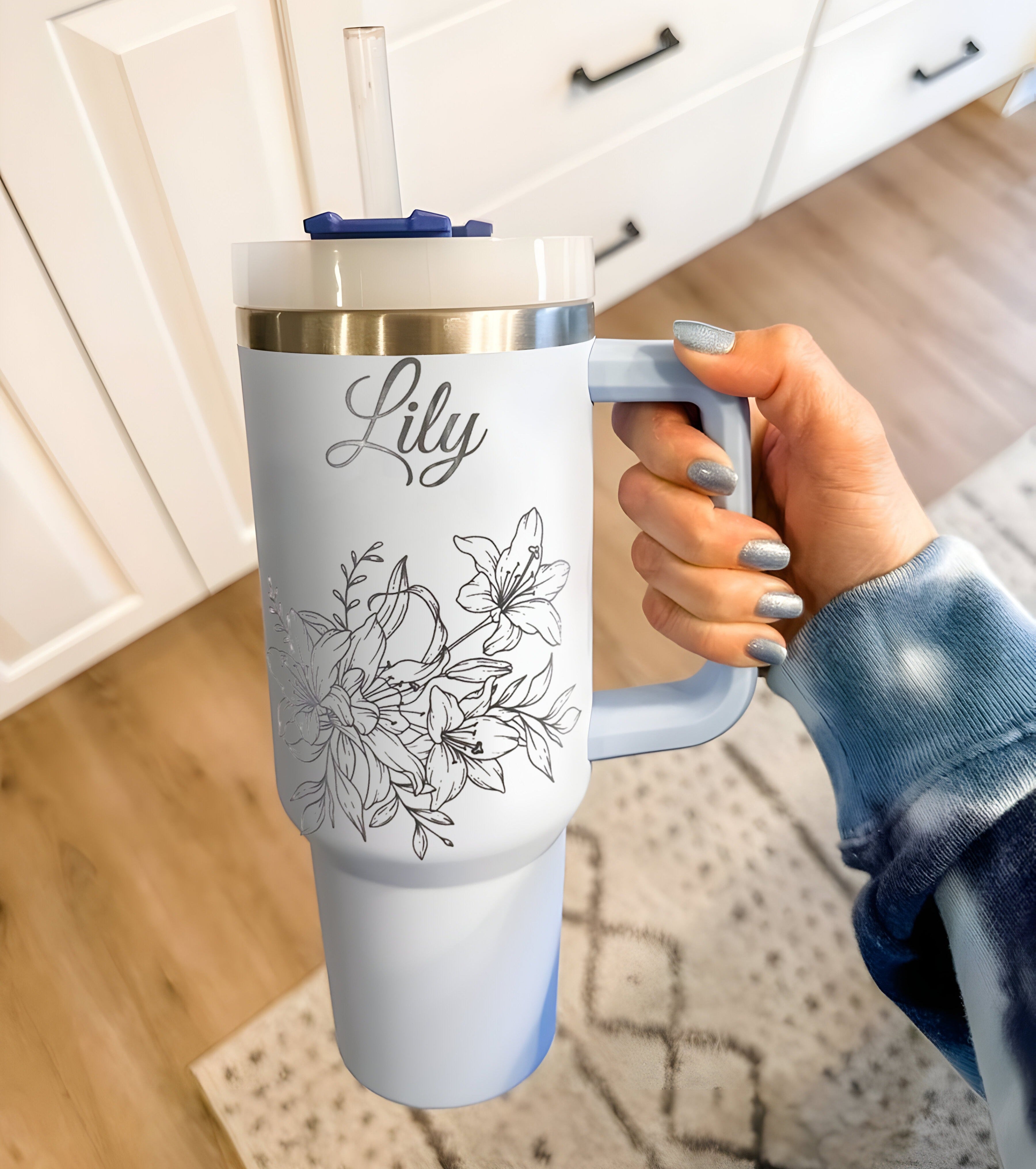 Personalized Flower Tumbler with Name, Custom Stainless Steel Travel Mug with Handle, Floral Gift for Her, Coffee Cup