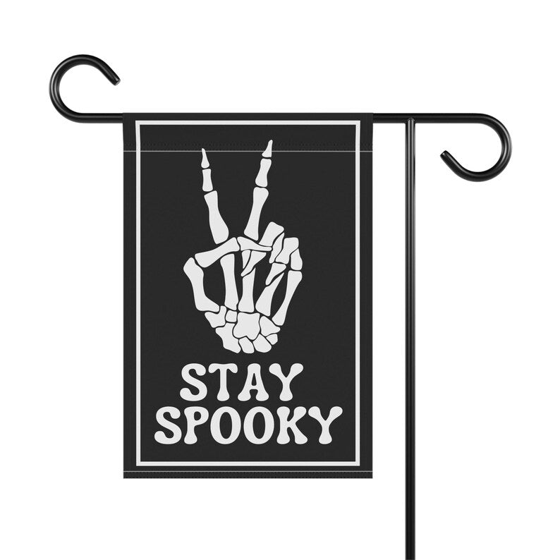 Stay Spooky Skeleton Garden Flag, Fall Garden Flag, Halloween Garden Flag, Funny Skeleton Peace Sign Home Banner, Halloween Lawn Flag, Yard. HLWGFPETAL20