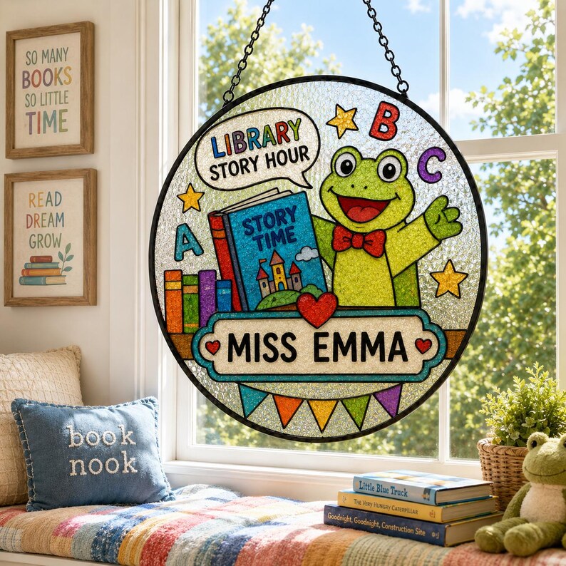 Personalized Frog Teacher Suncatcher, Library Story Hour Window Decor, Reading Classroom Gift, School Library Decor, Librarian Gift. SUNPETAL11