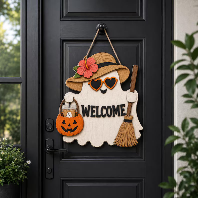 Halloween Summer Ghost Wood Door Sign with Welcome Text. HLWDHPETAL14