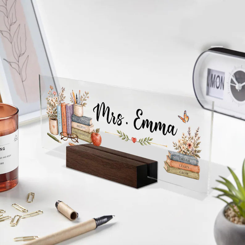 Personalized Teacher Appreciation Gift for Teacher Desk Nameplate, Custom Classroom Sign, Welcome Back to School Nurse Gifts Kindergarten. DNPETAL04