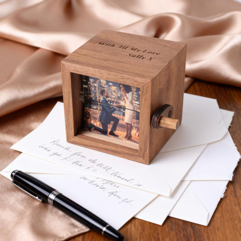 Personalized Photo Flipbook Animation Box, Custom wooden Photo Book ,Custom Crank Photobox Picture Box ,Anniversary mothers day gifts. PBPETAL3