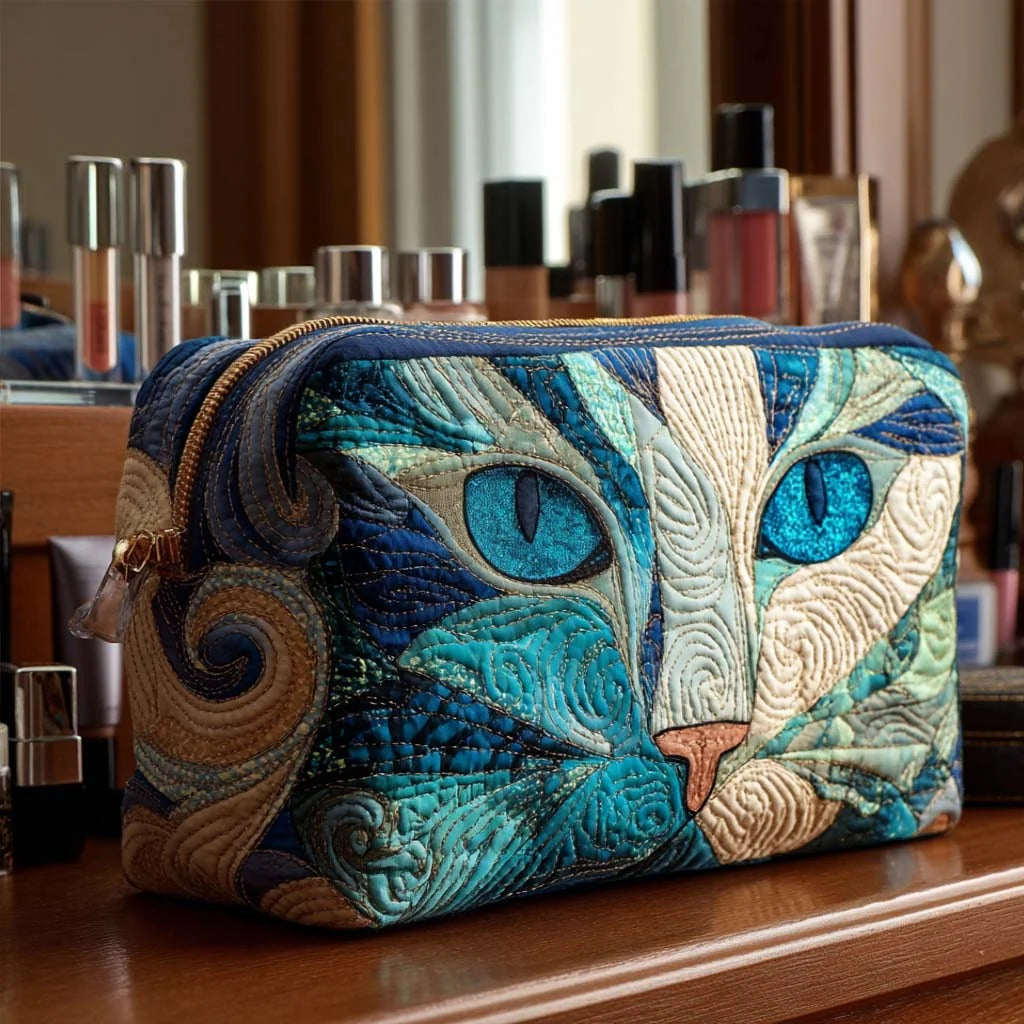 Quilted Blue Cat Makeup Bag, Artistic Cat Cosmetic Bag, Colorful Patchwork Travel Toiletry Pouch, Whimsical Feline Zipper Organizer, Cat Lover Gift for Women – QMBPETAL53