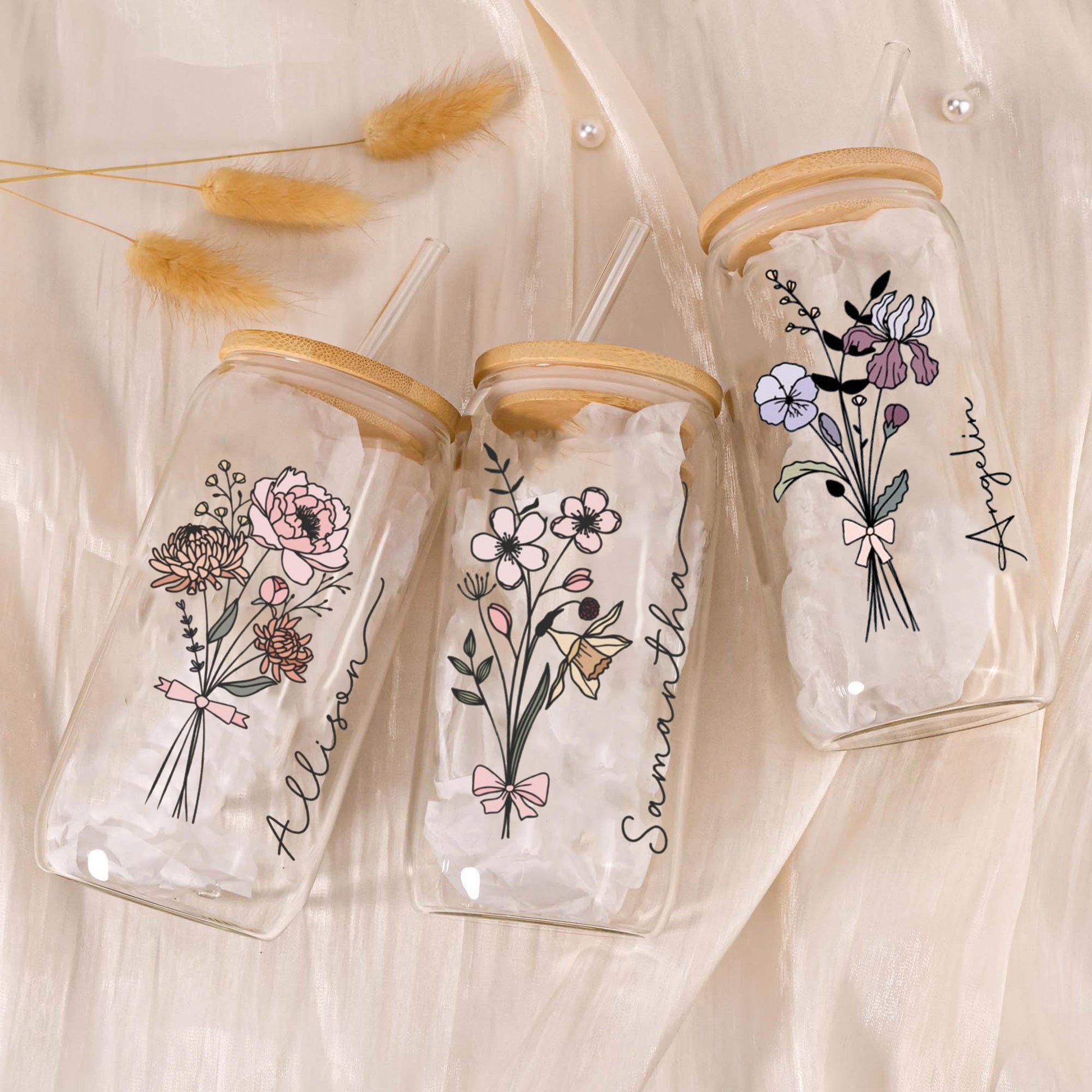 Personalized Floral Glass Cup with Bamboo Lid and Straw, Custom Name Line Art Flower Iced Coffee Tumbler, Minimalist Gift for Her