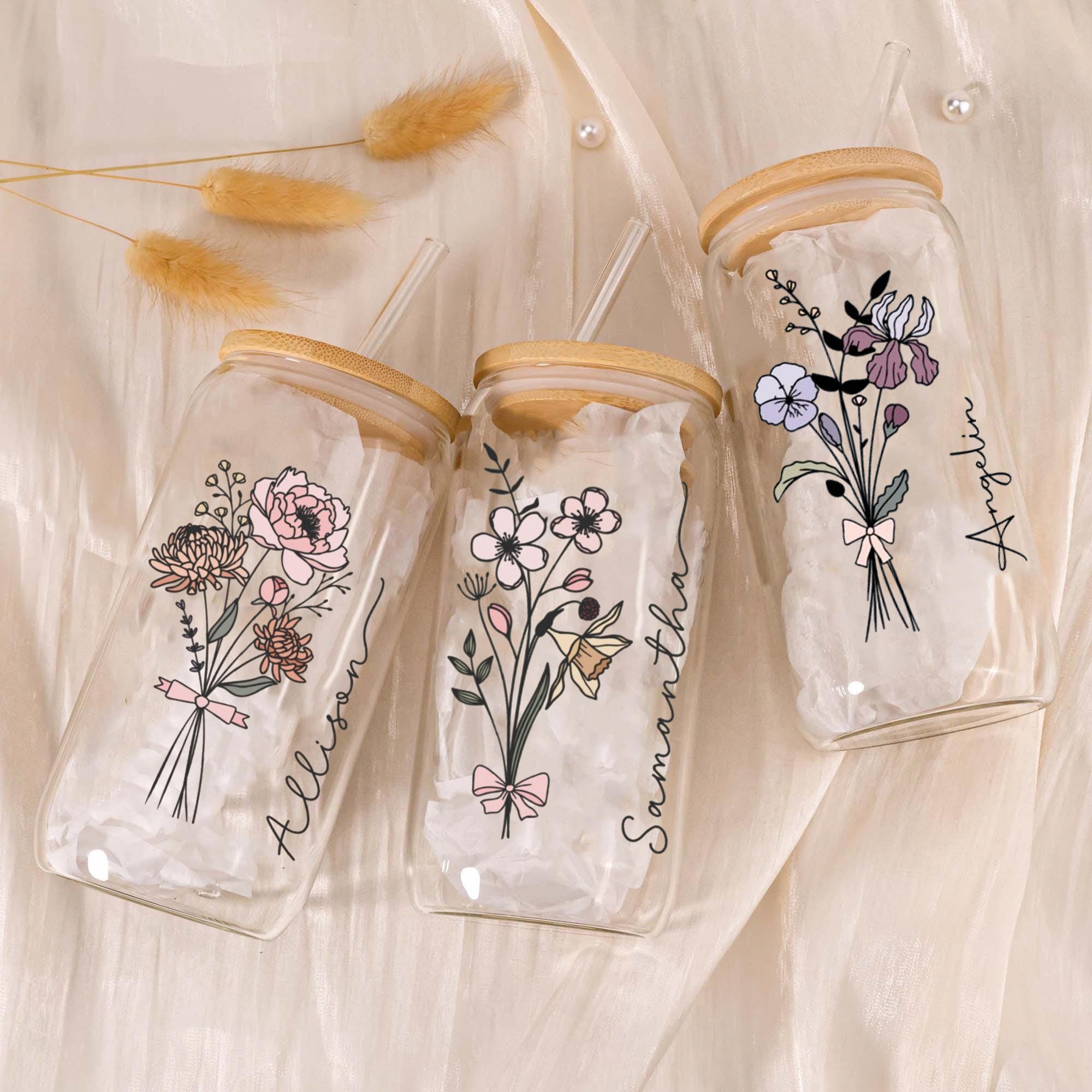 Personalized Floral Glass Cup with Bamboo Lid and Straw, Custom Name Line Art Flower Iced Coffee Tumbler, Minimalist Gift for Her