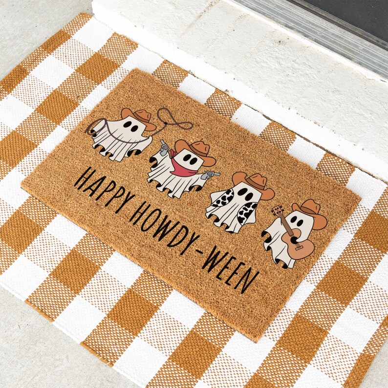 Halloween Cowboy Ghost Doormat, Happy Howdy-Ween Doormat, Fun Decorative Welcome Mat for Spooky Season, Cowboy Ghost Themed Home Decor. DMPETAL21