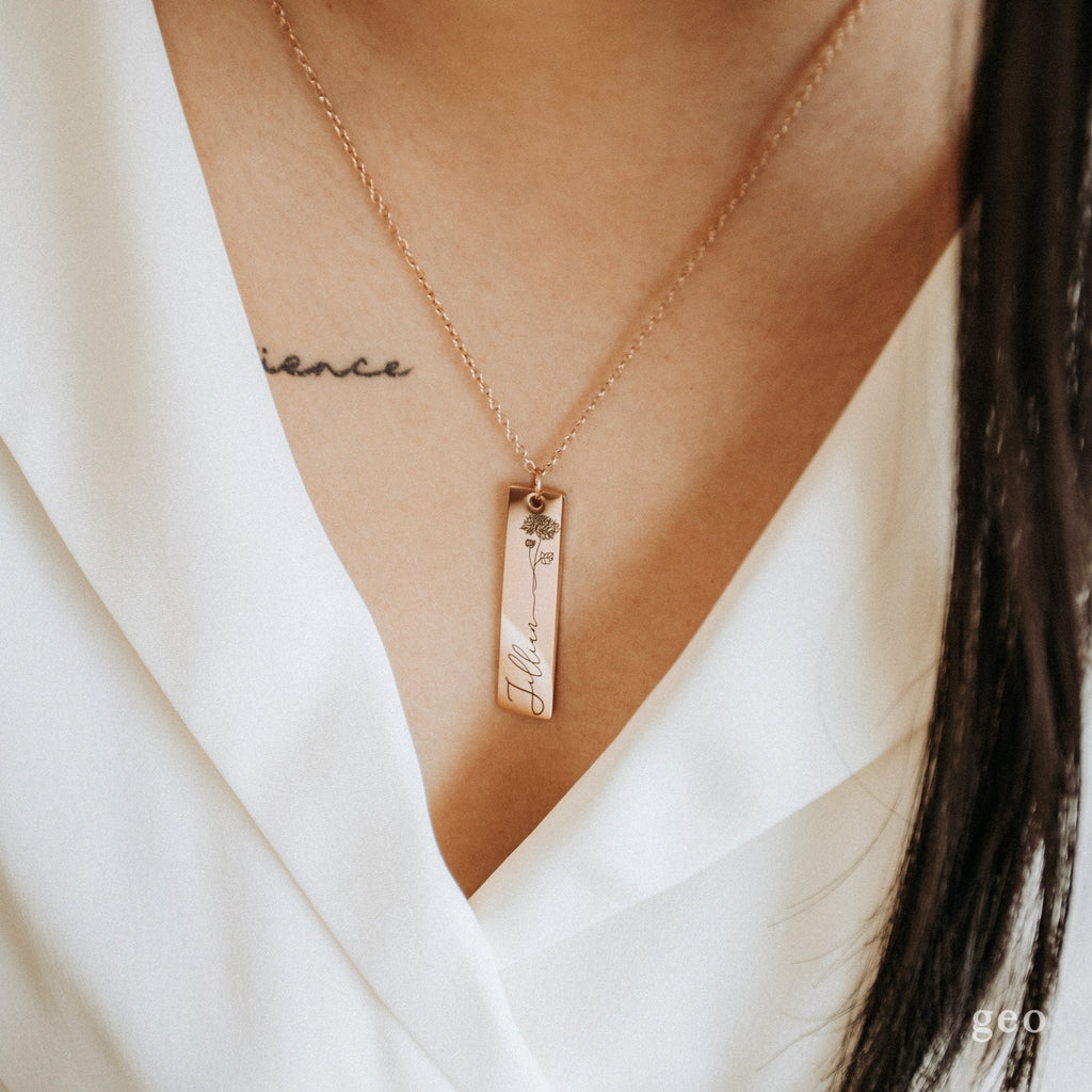 Birth Month Flower Necklace, Personalized Jewelry Pendant, Nana Mom Mama Necklace, Birthday Flowers, Handmade Birthday Gifts for Her, August Flowers