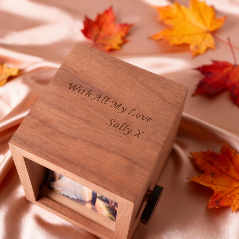 Personalized Photo Flipbook Animation Box, Custom wooden Photo Book ,Custom Crank Photobox Picture Box ,Anniversary mothers day gifts. PBPETAL3