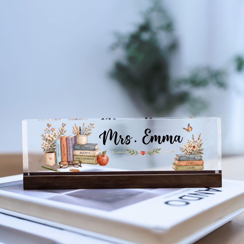 Personalized Teacher Appreciation Gift for Teacher Desk Nameplate, Custom Classroom Sign, Welcome Back to School Nurse Gifts Kindergarten. DNPETAL04