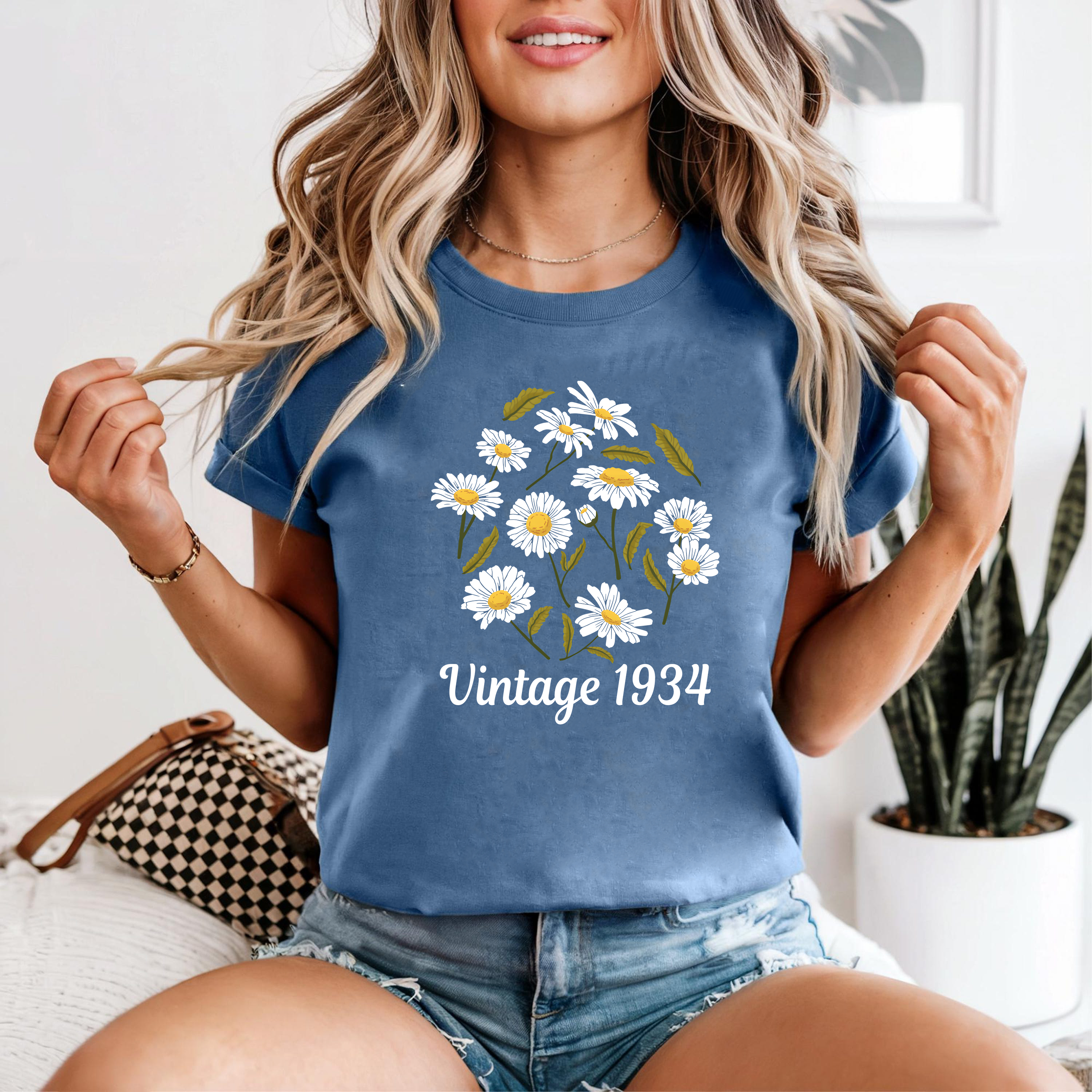Vintage 1934 Daisy Shirt, Retro Floral Tee, 1934 Birthday Gift Shirt, Daisy Flower Shirt, Vintage Birth Year Shirt