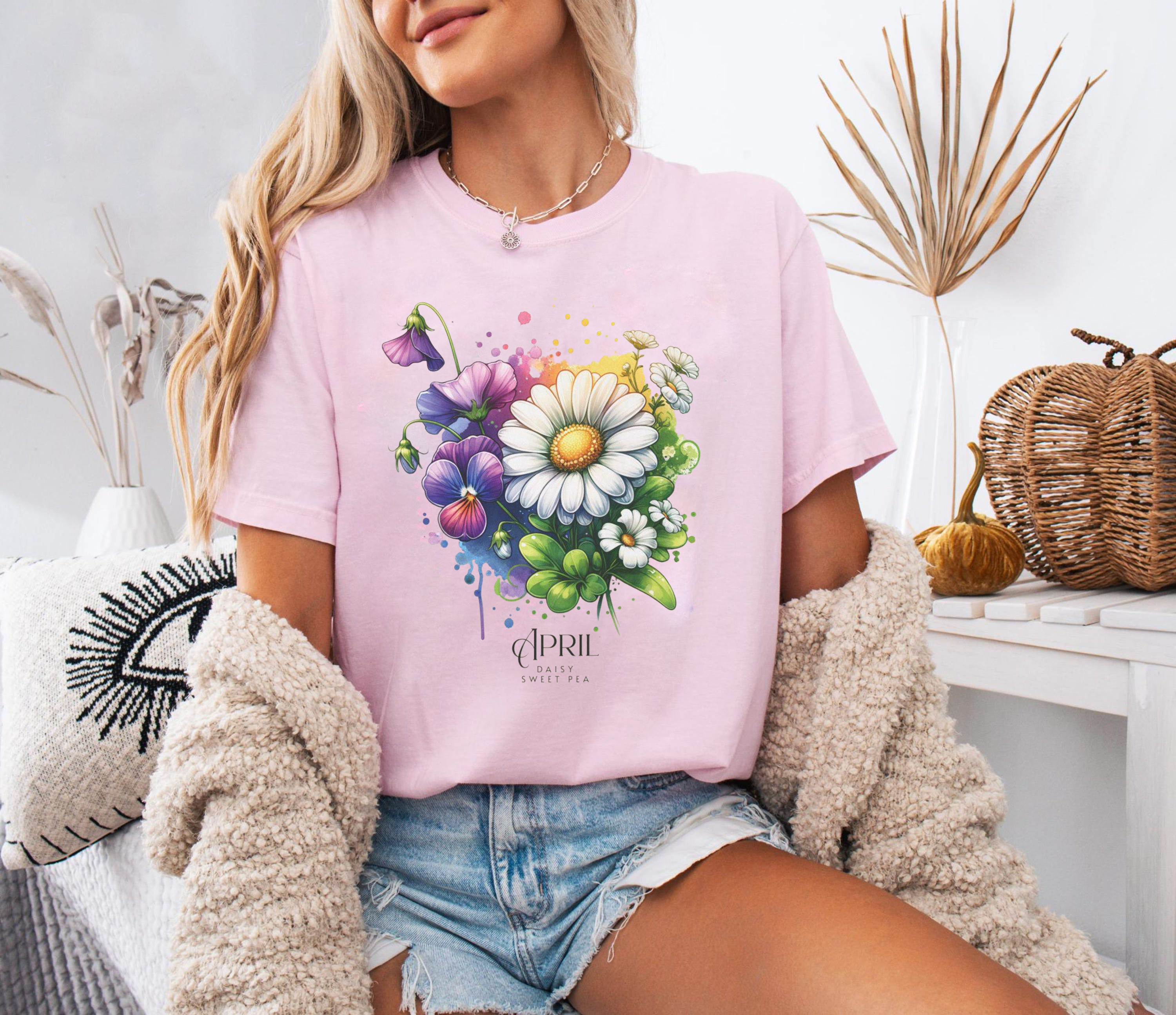 April Daisy Sweet Pea Shirt, April Birth Flower T-Shirt, April Birthday Gift Tee, Watercolor Floral Shirt, Custom Month Flower Tee