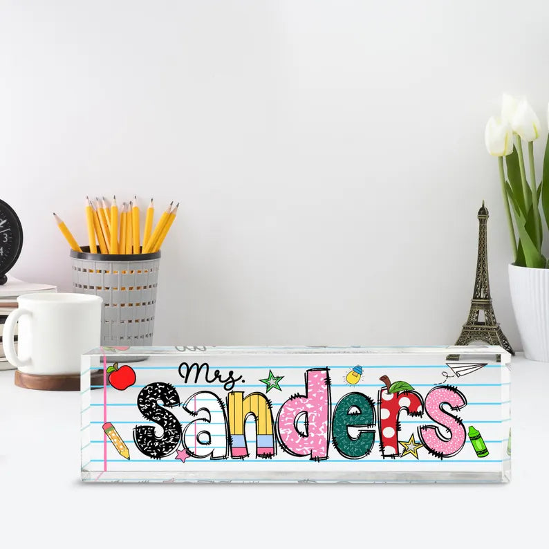 Personalized Teacher Name Desk Sign, Custom Teacher Appreciation Gifts, Teacher Name Desk Plaque, Teacher Acrylic Block, New Teacher Gift. DNPETAL03