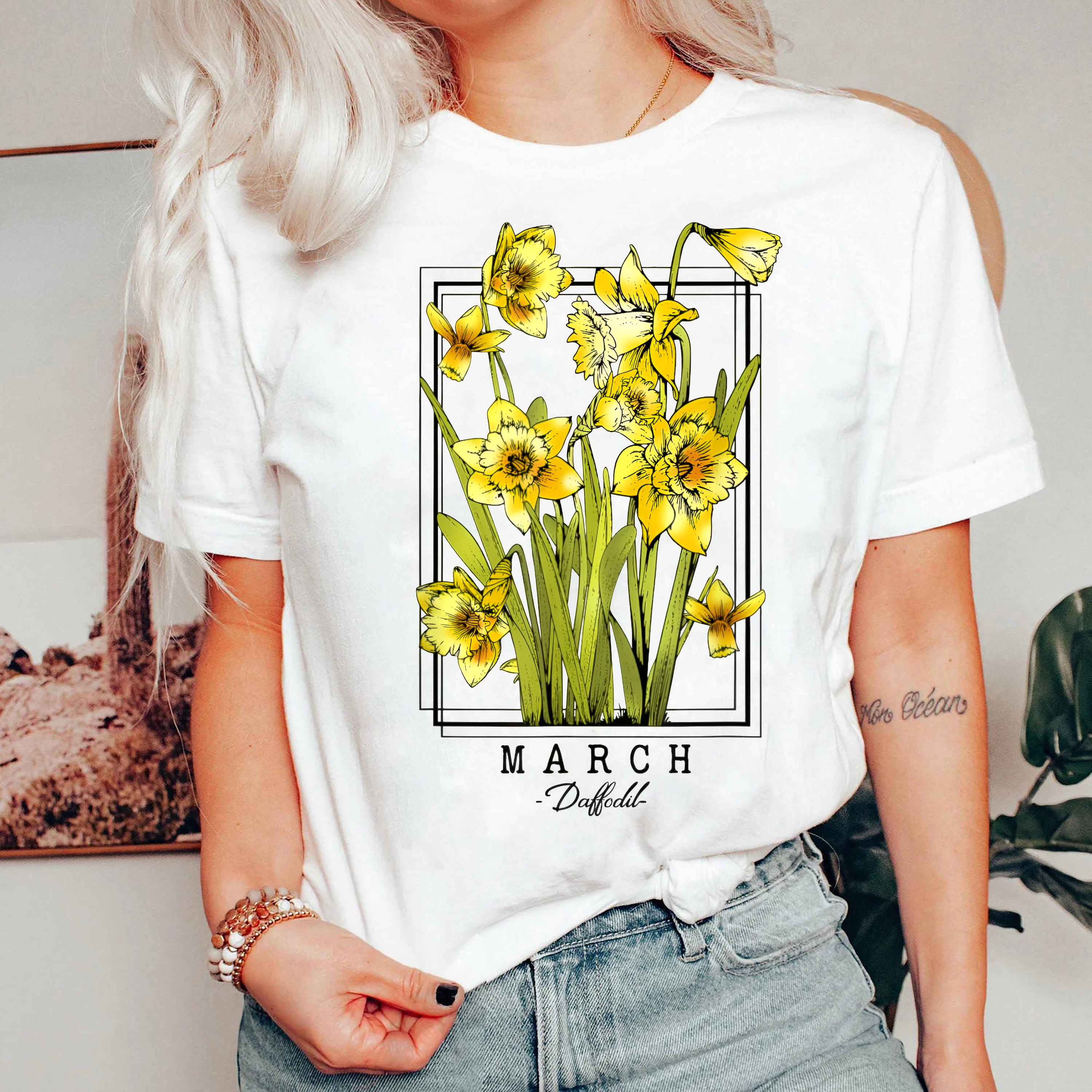 March Birth Flower Shirt, Daffodil Floral Graphic Tee, Vintage Botanical T-Shirt, Birthday Month Gift, Spring Wildflower Top