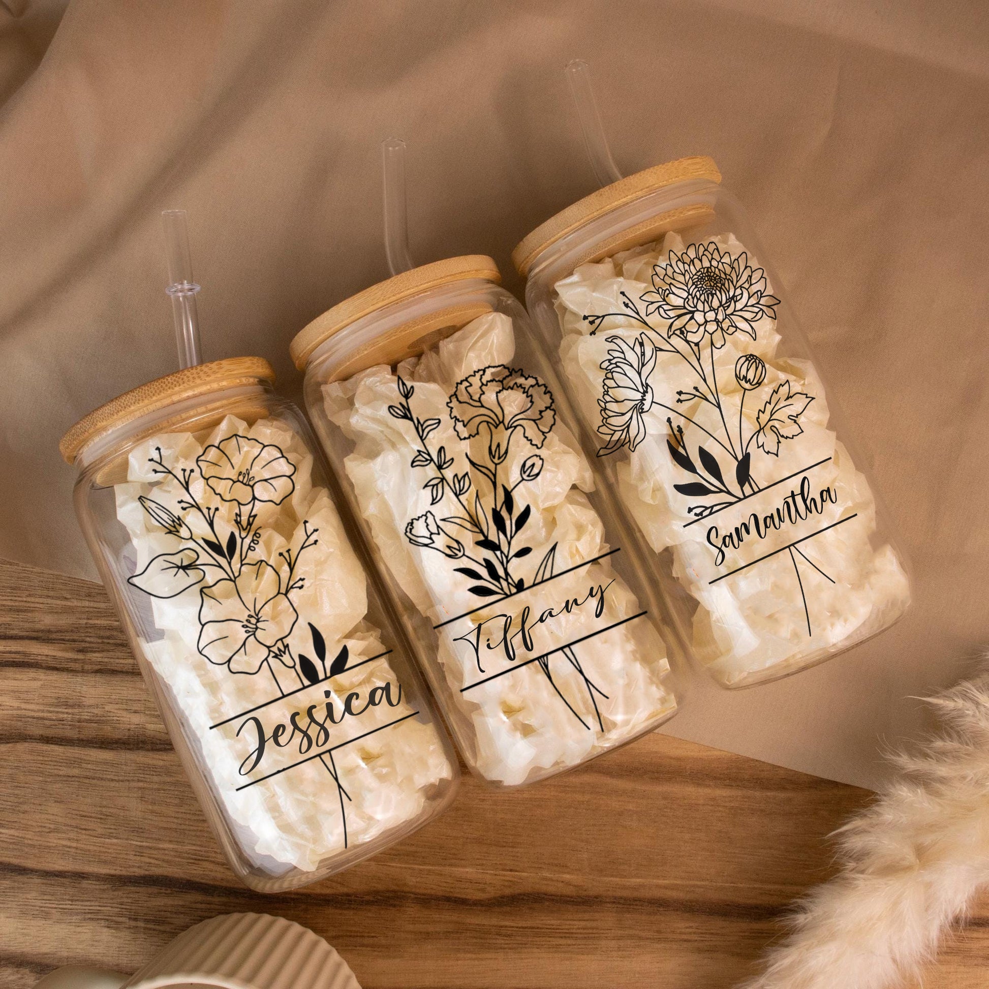 Personalized Birth Flower Glass Tumbler with Name, Custom Floral Cup with Bamboo Lid & Straw, Birthday Gift, Bridesmaid Gift, Christmas Present