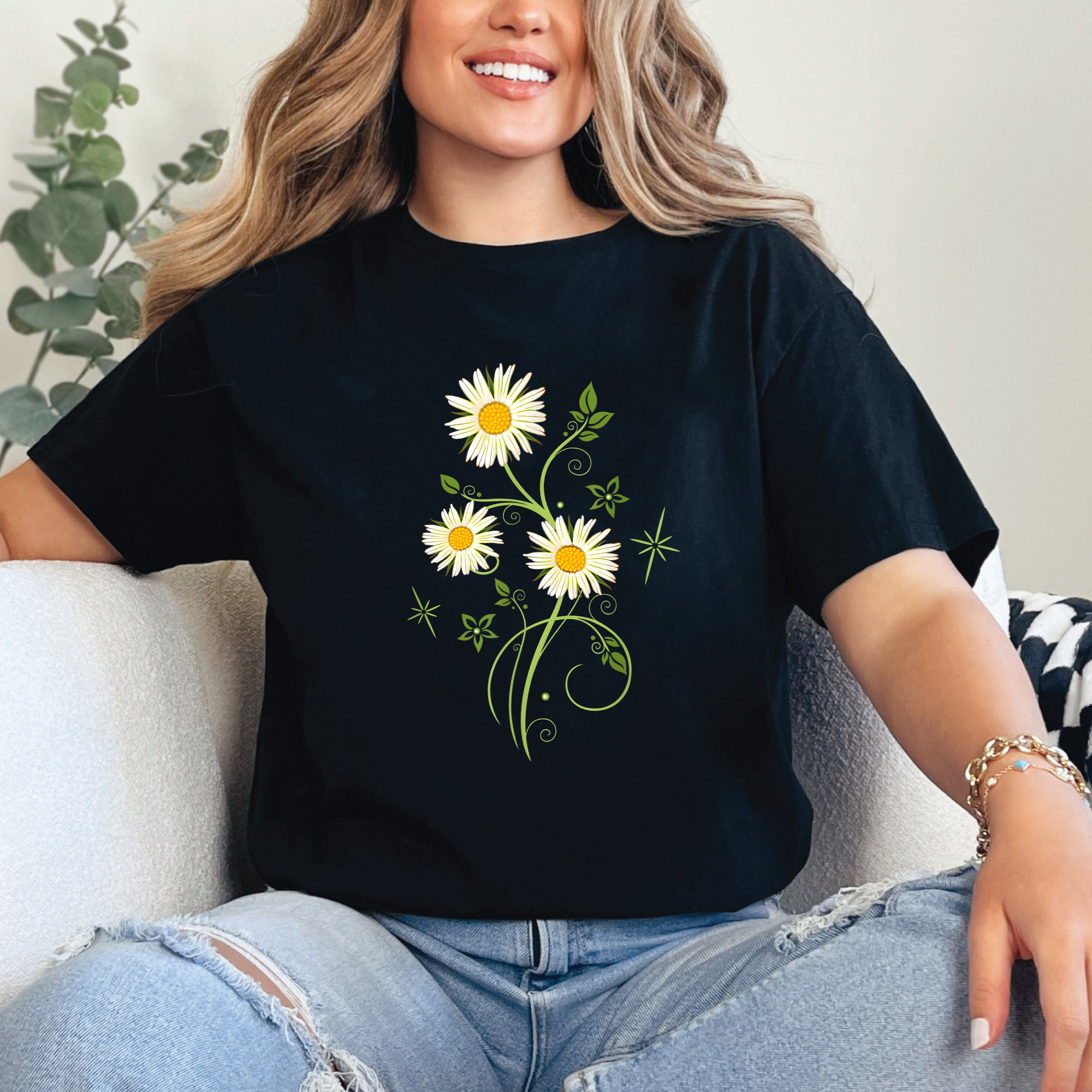 Daisy Flower Shirt, Cute Aesthetic Floral Tee, Botanical Graphic T-Shirt, Garden Daisy Lover Gift, Simple Flower Shirt