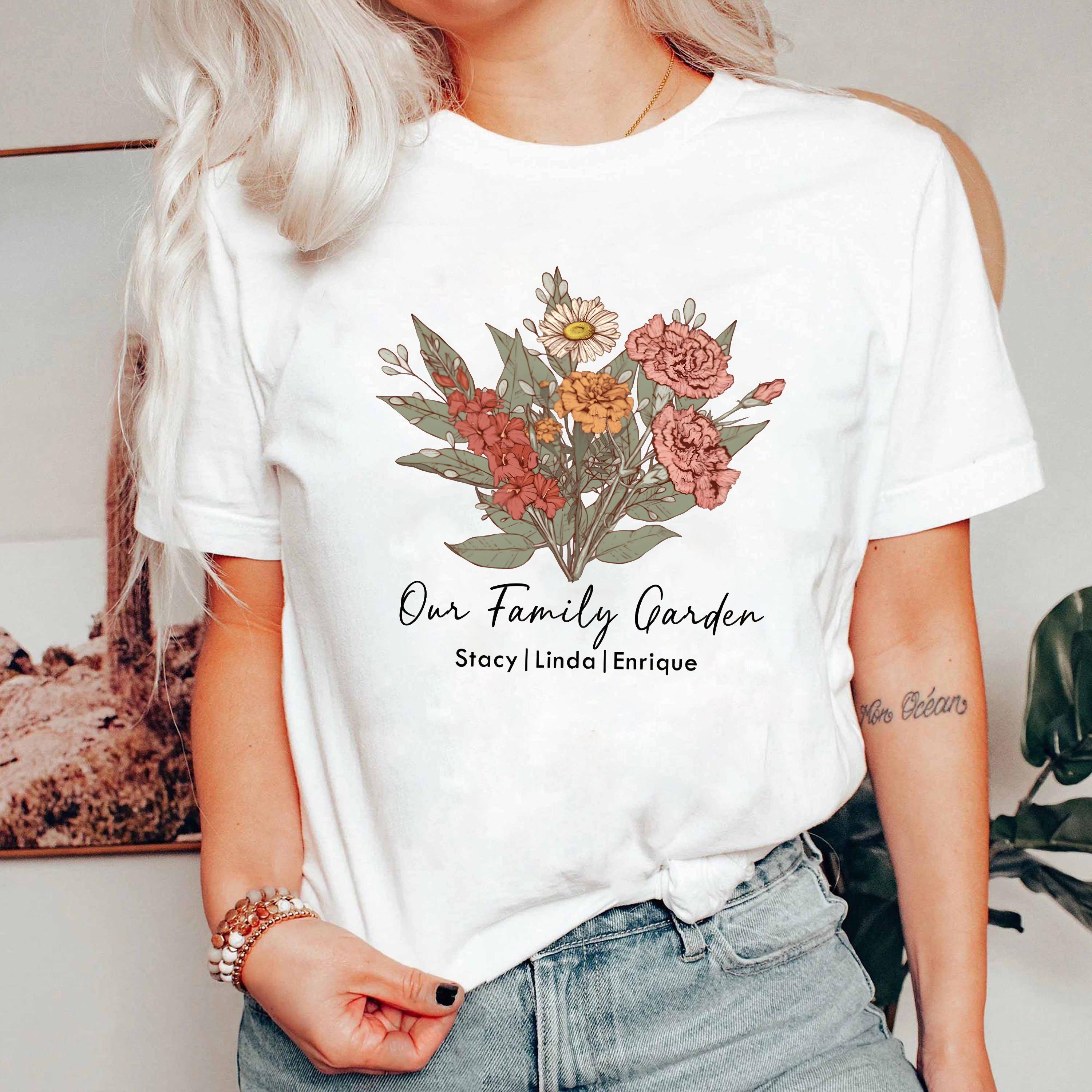 Personalized Family Garden Shirt, Custom Flower Name Tee, Floral Gift for Mom, Vintage Botanical T-Shirt, Family Name Shirt