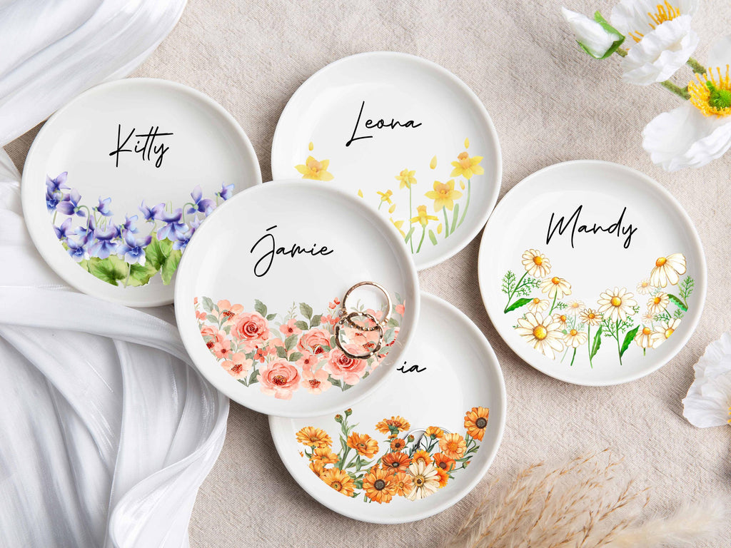 Custom Birth Flower Trinket Dish,birthday Jewelry Dish Gift,jewelry Dishes for Women,custom Ring Holder Birth Flower,custom Name Gift