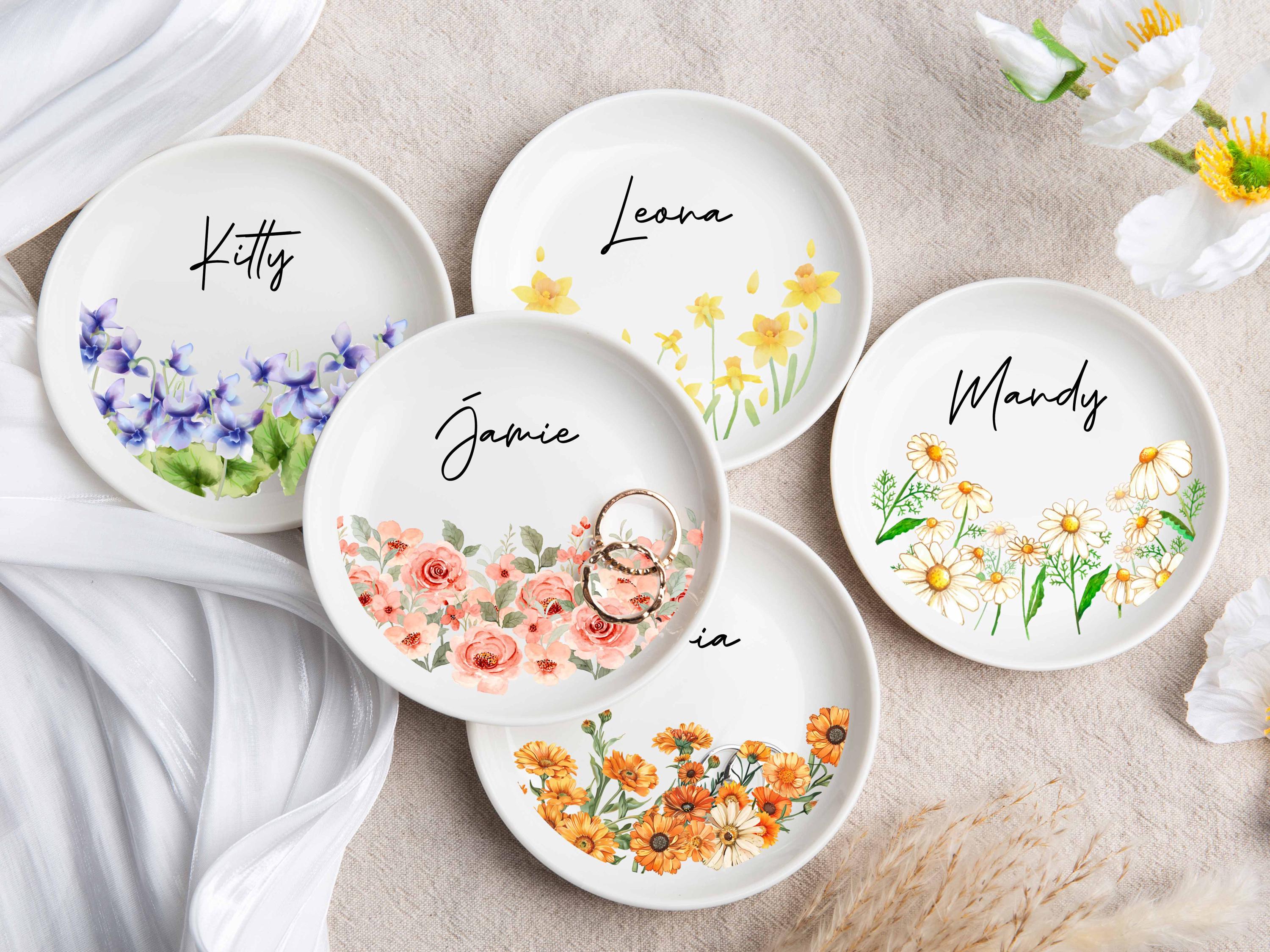 Custom Birth Flower Trinket Dish,birthday Jewelry Dish Gift,jewelry Dishes for Women,custom Ring Holder Birth Flower,custom Name Gift